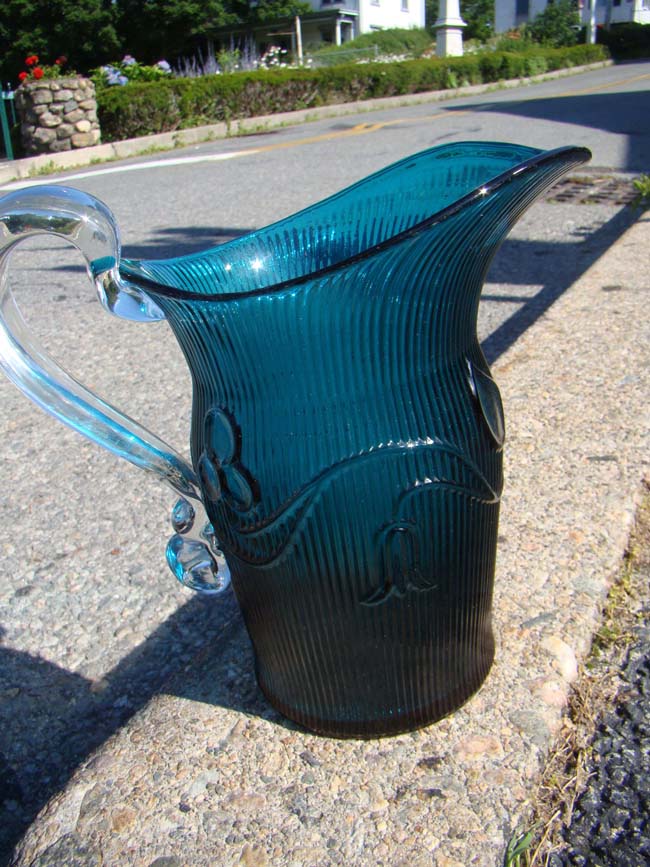 A vintage Metropolitan Museum of Art Limited Edition Bellflower pitcher