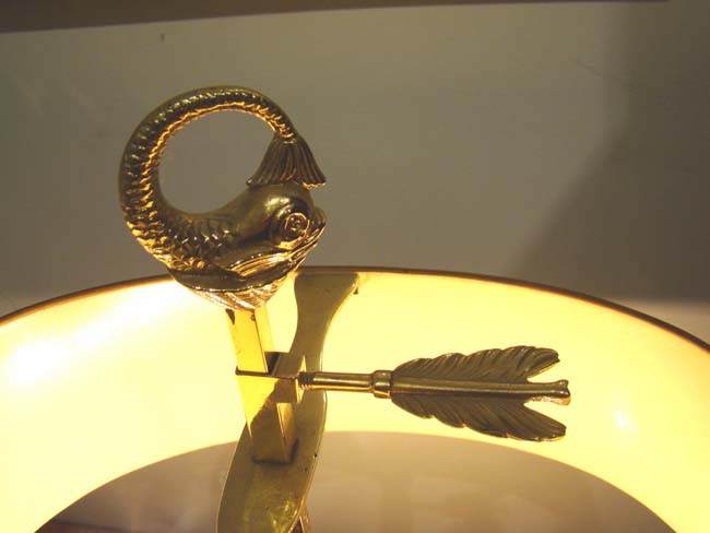 An exceptionally fine and beautiful vintage desk lamp with twin dolphin supports circa 1930 — image 3