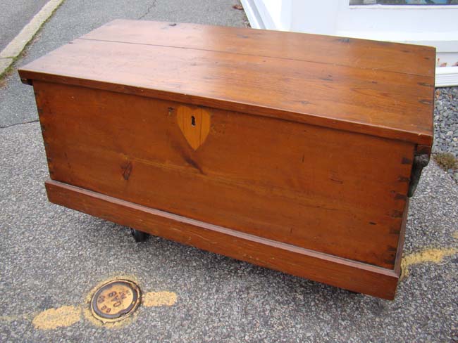A fine 19th century Sailor's Chest with attractive interior and original ropework beckets circa 1850 — image 2