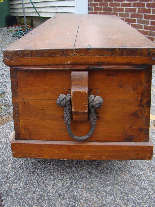 A fine 19th century Sailor's Chest with attractive interior and original ropework beckets circa 1850 — image 4
