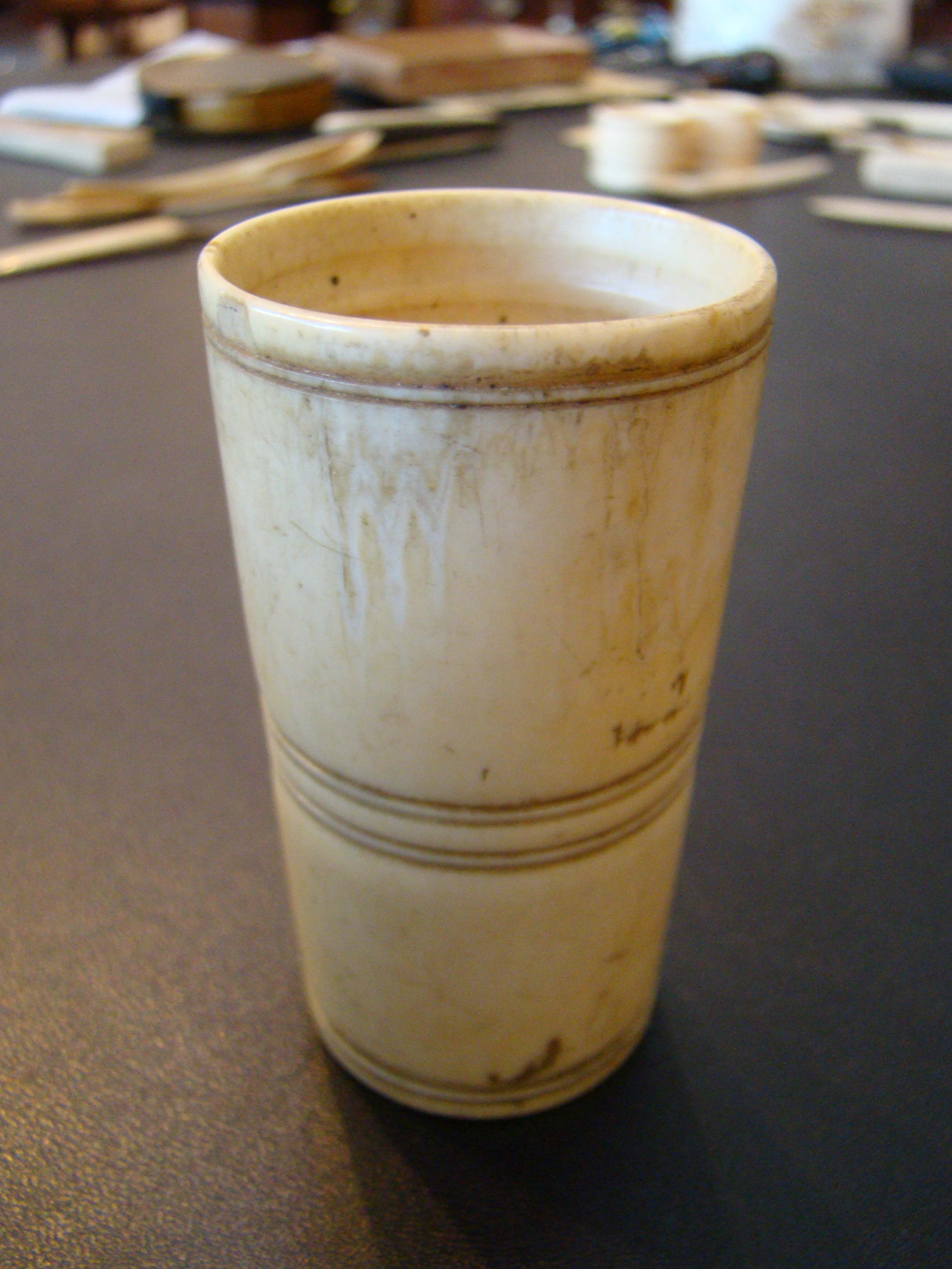 A group of 19th century whalebone sewing implements along with a whalebone cup — image 4