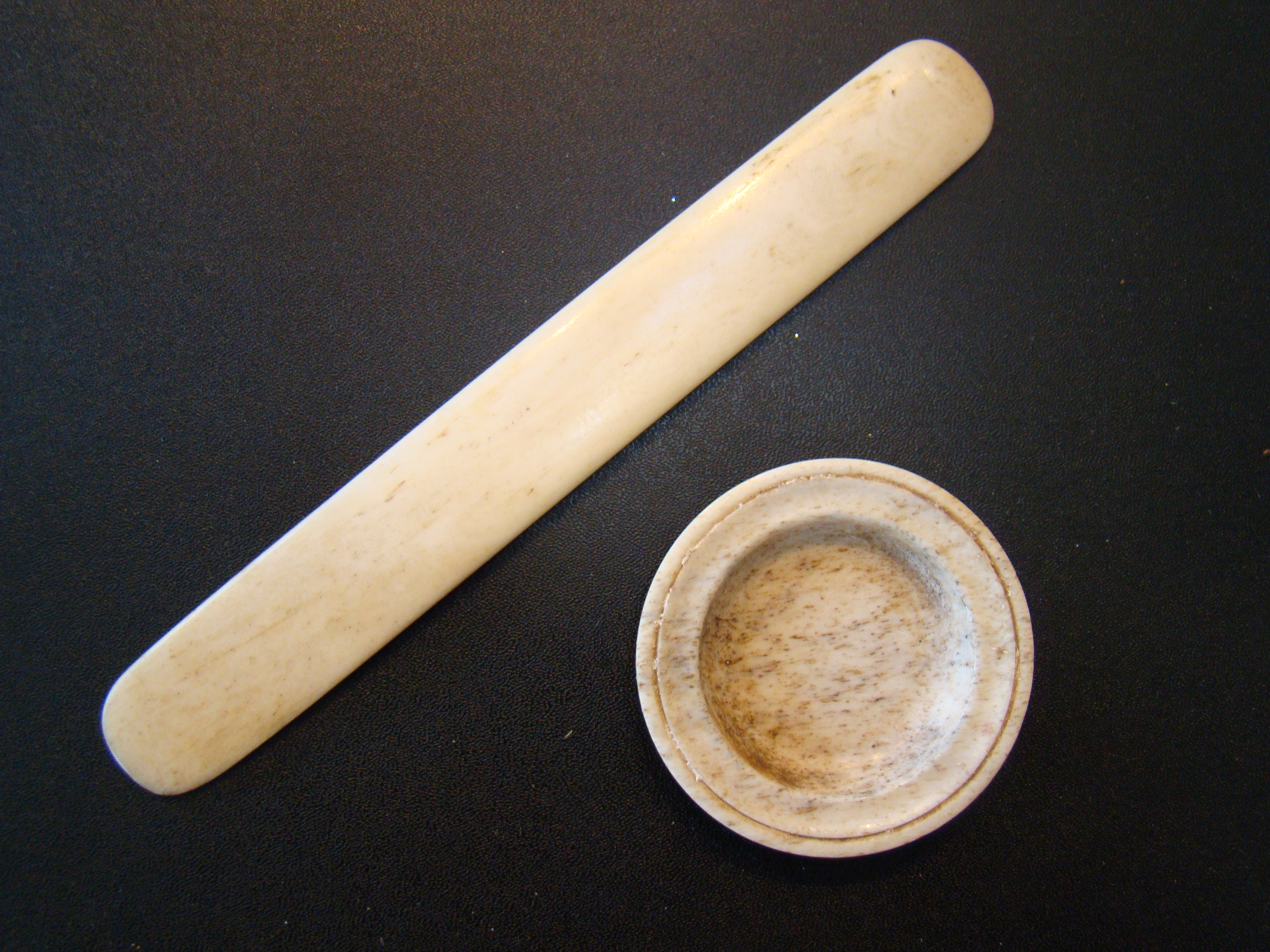 A 19th century child's whalebone corset busk a