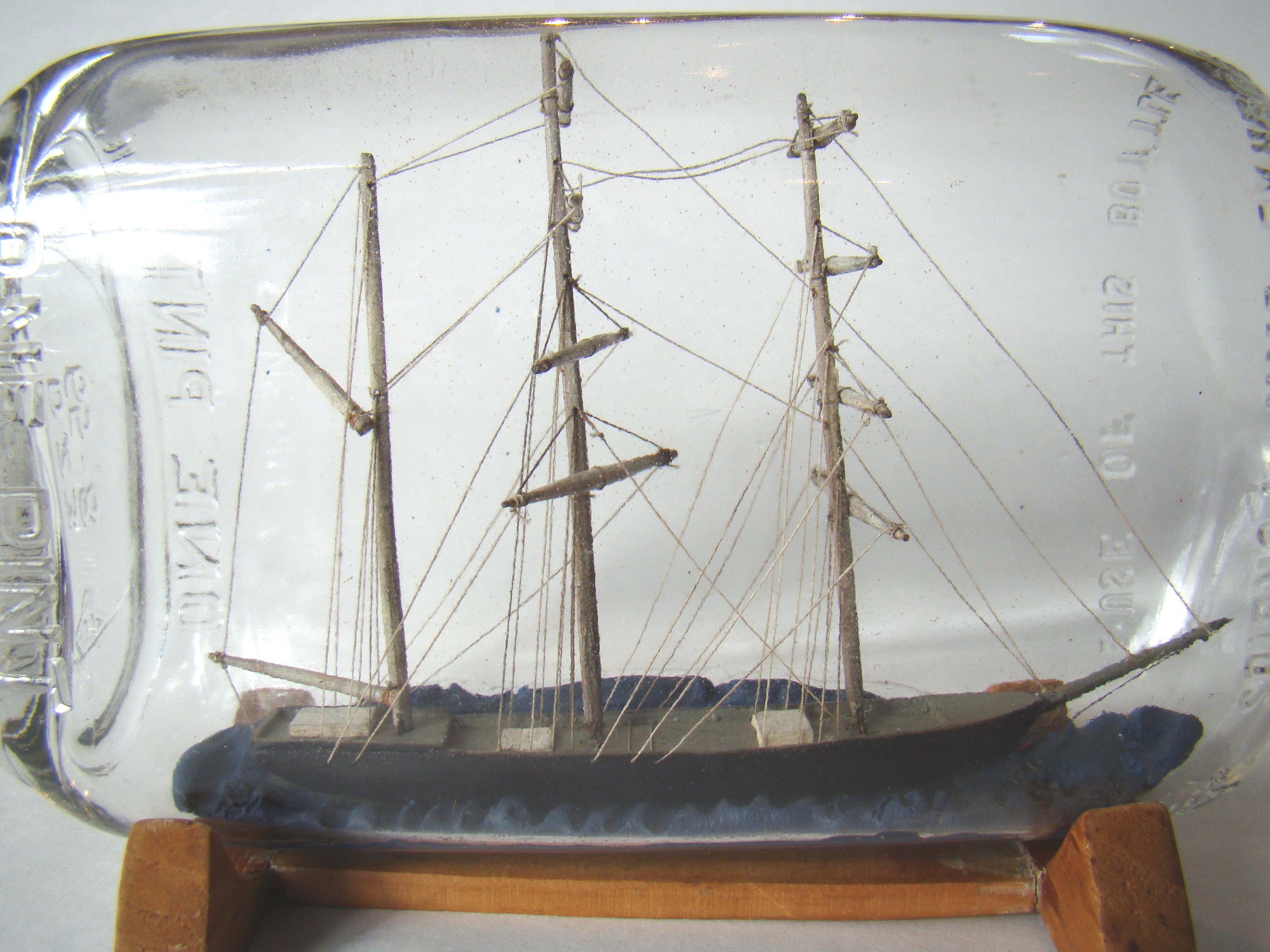 An early 20th century ship-in-a bottle — image 2