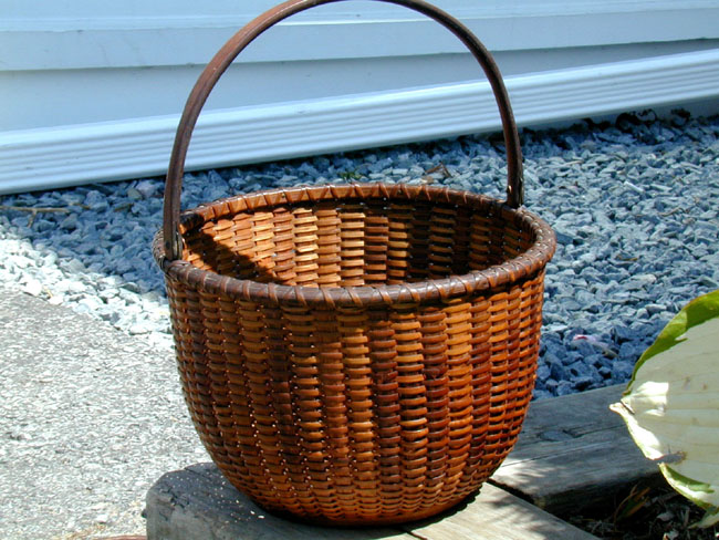 Fine Early 20th century Nantucket Basket Attributed to William Appleton c.1900