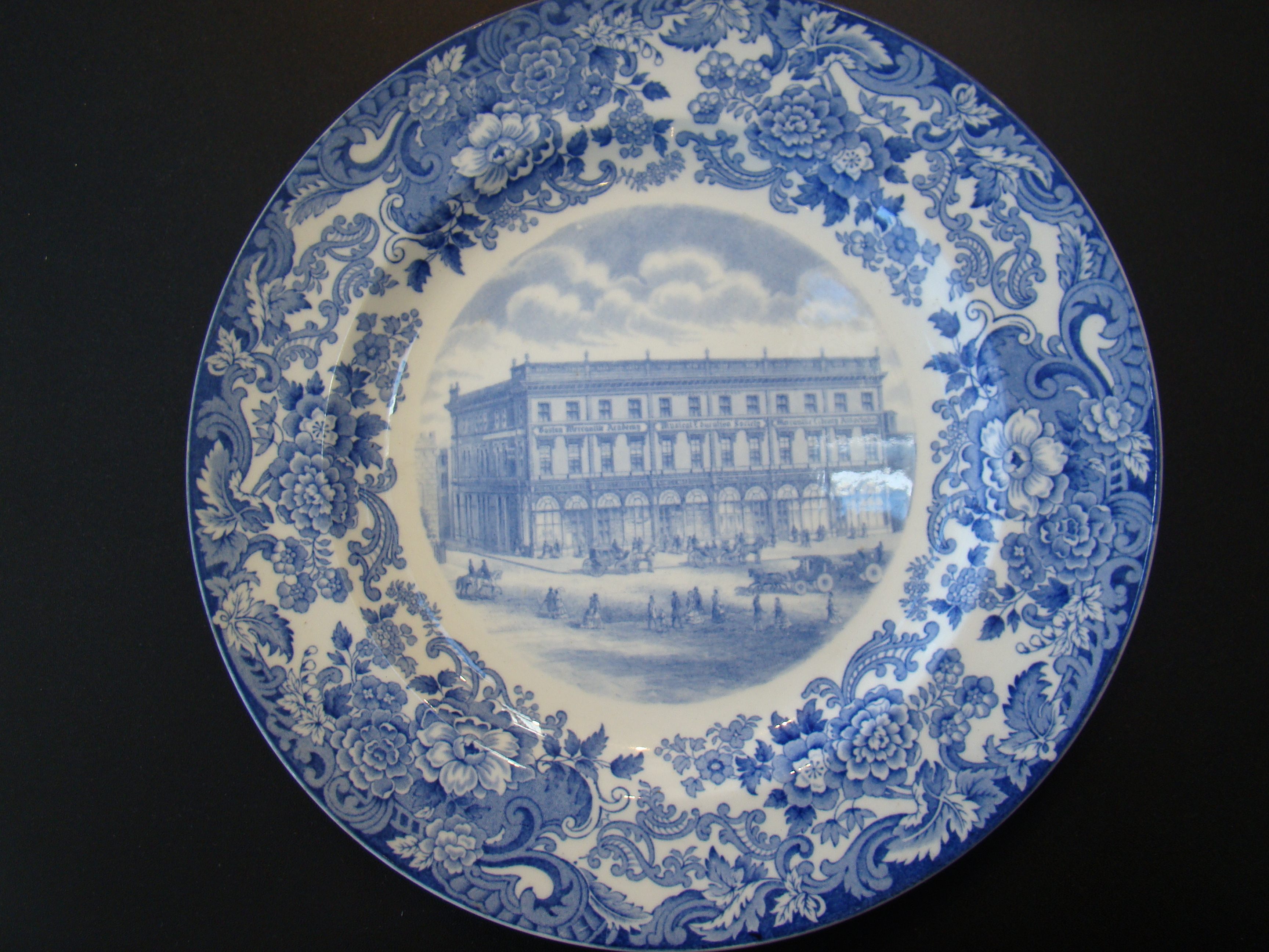 A rare set of six (9 shown in photo) M I T commemorative plates made by Wedgwood in 1930 — image 10