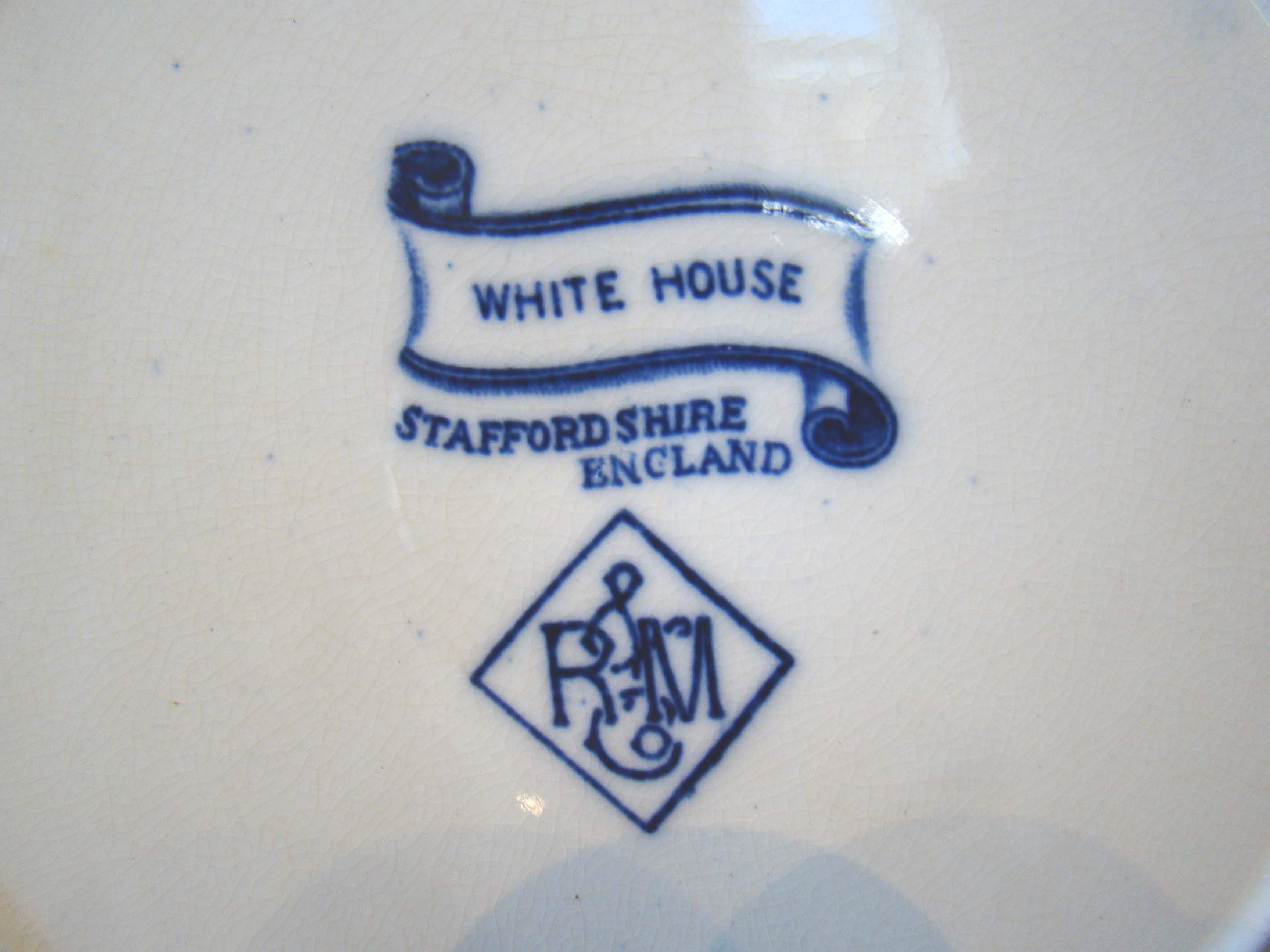 An early 20th century Commemorative plate depicting The White House by Rowland & Marsellus circa 1906 — image 2
