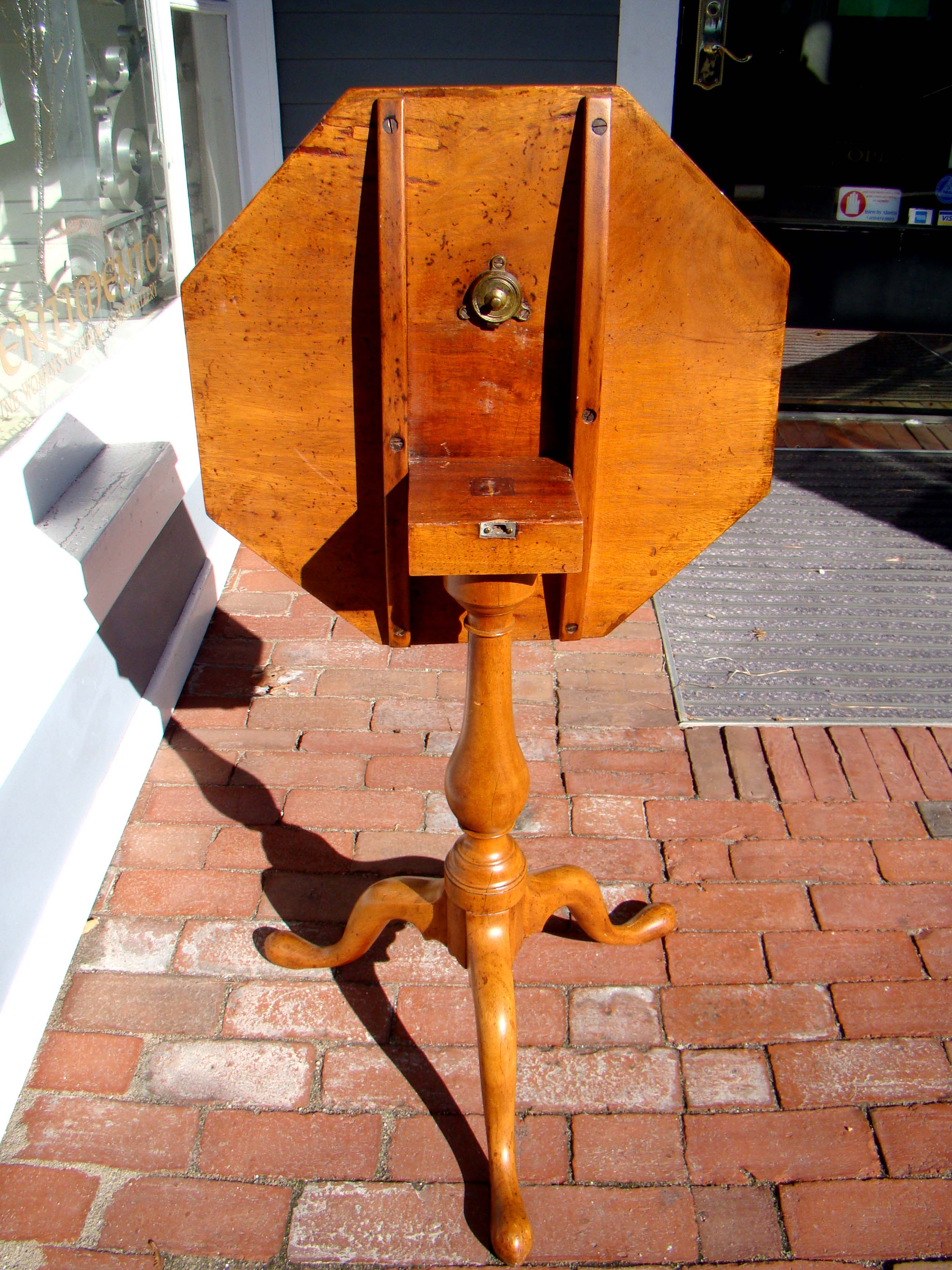 A fine late 18th century New England maple tilt-top candle stand circa 1790. — image 4