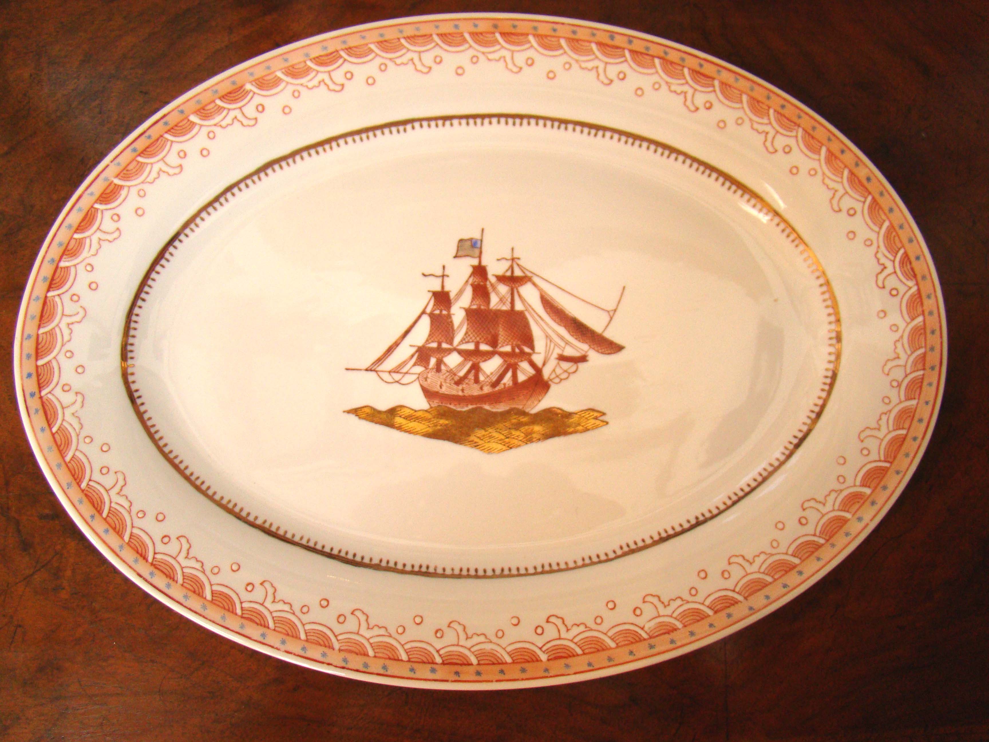 A fine 18th century style Chinese Export serving platter and cake plate — image 2