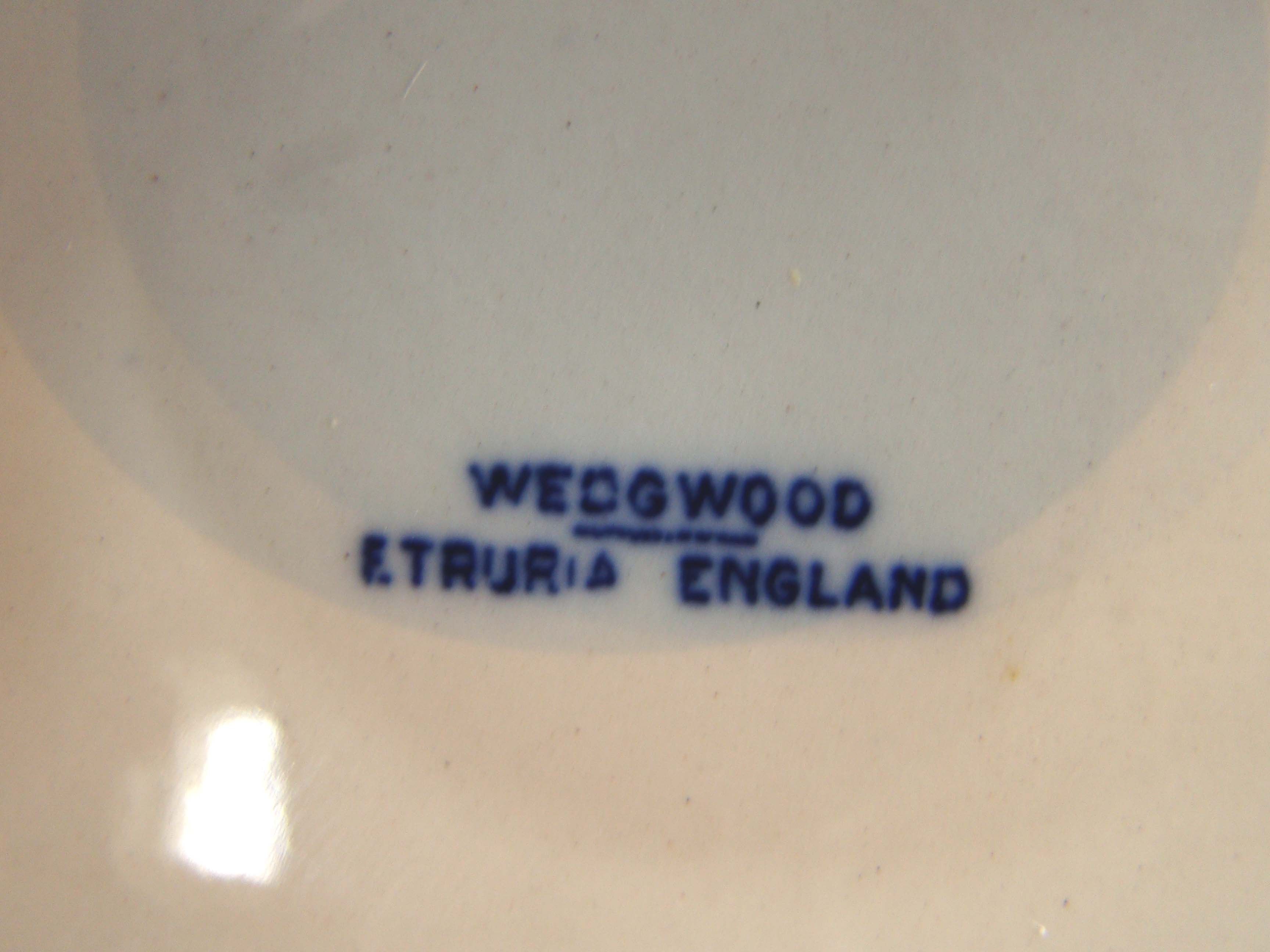 A fabulous late 19th century Wedgwood platter depicting the America's Cup Race — image 2