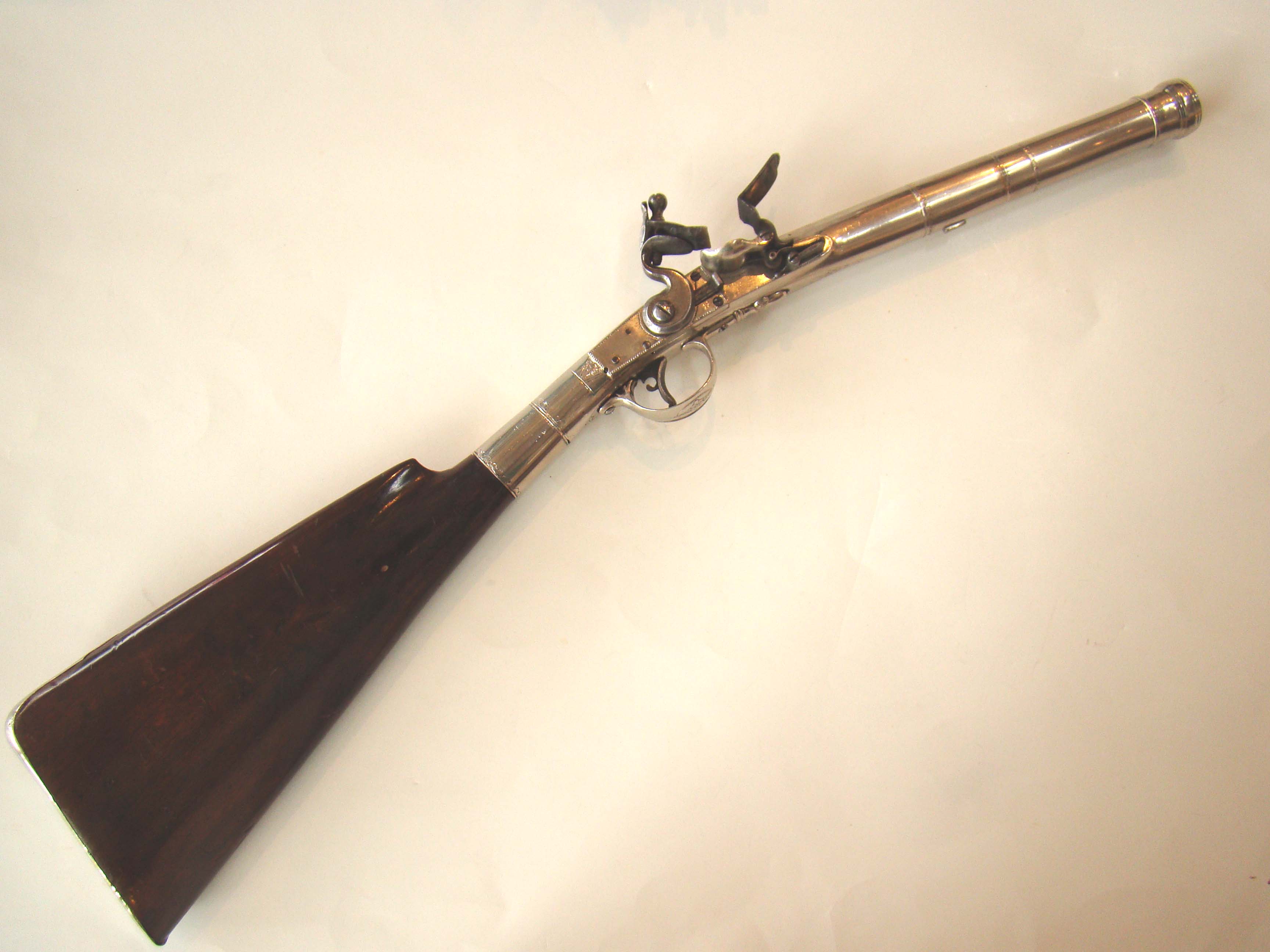A fine and RARE 18th century combination flintlock pistol, blunderbuss and musket made by William Perry of London circa 1780