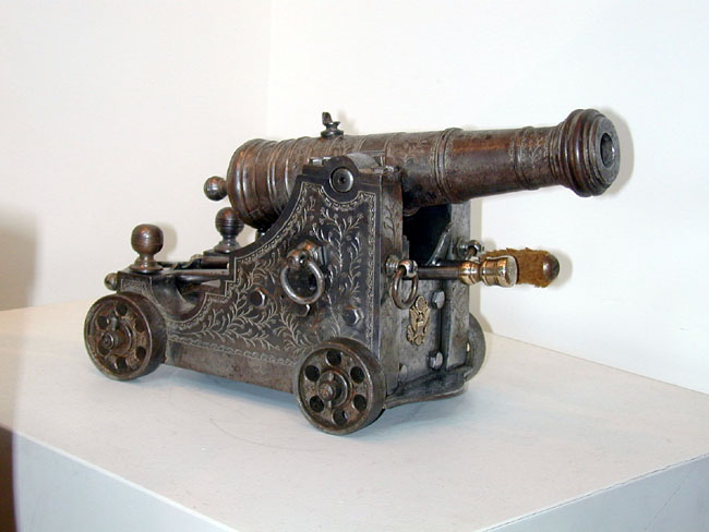 Unusual and Fine 19th Century Steel Engraved Cannon — image 3