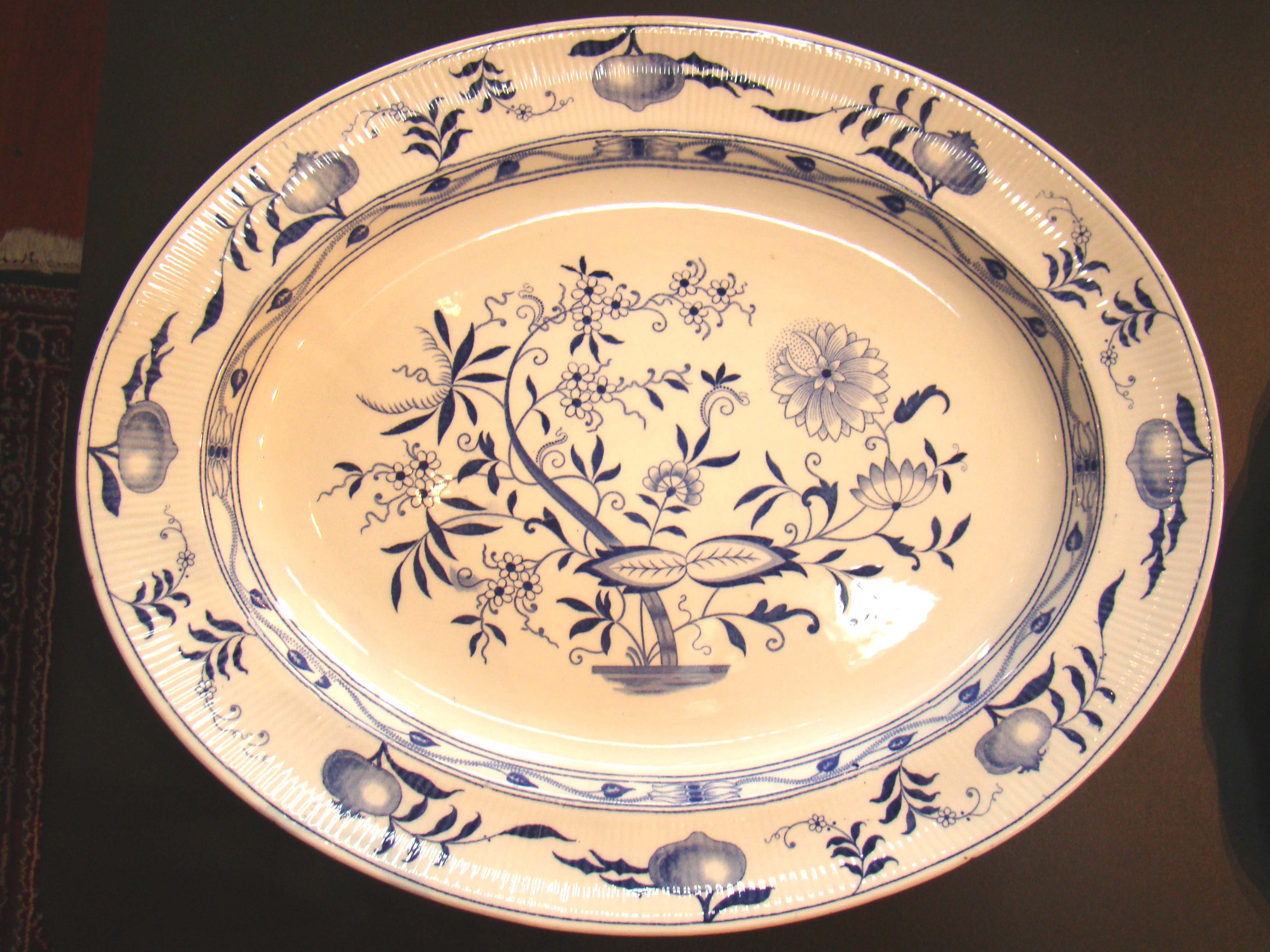 A fine and large vintage "Dresden" blue onion pattern serving platter circa 1890-1913