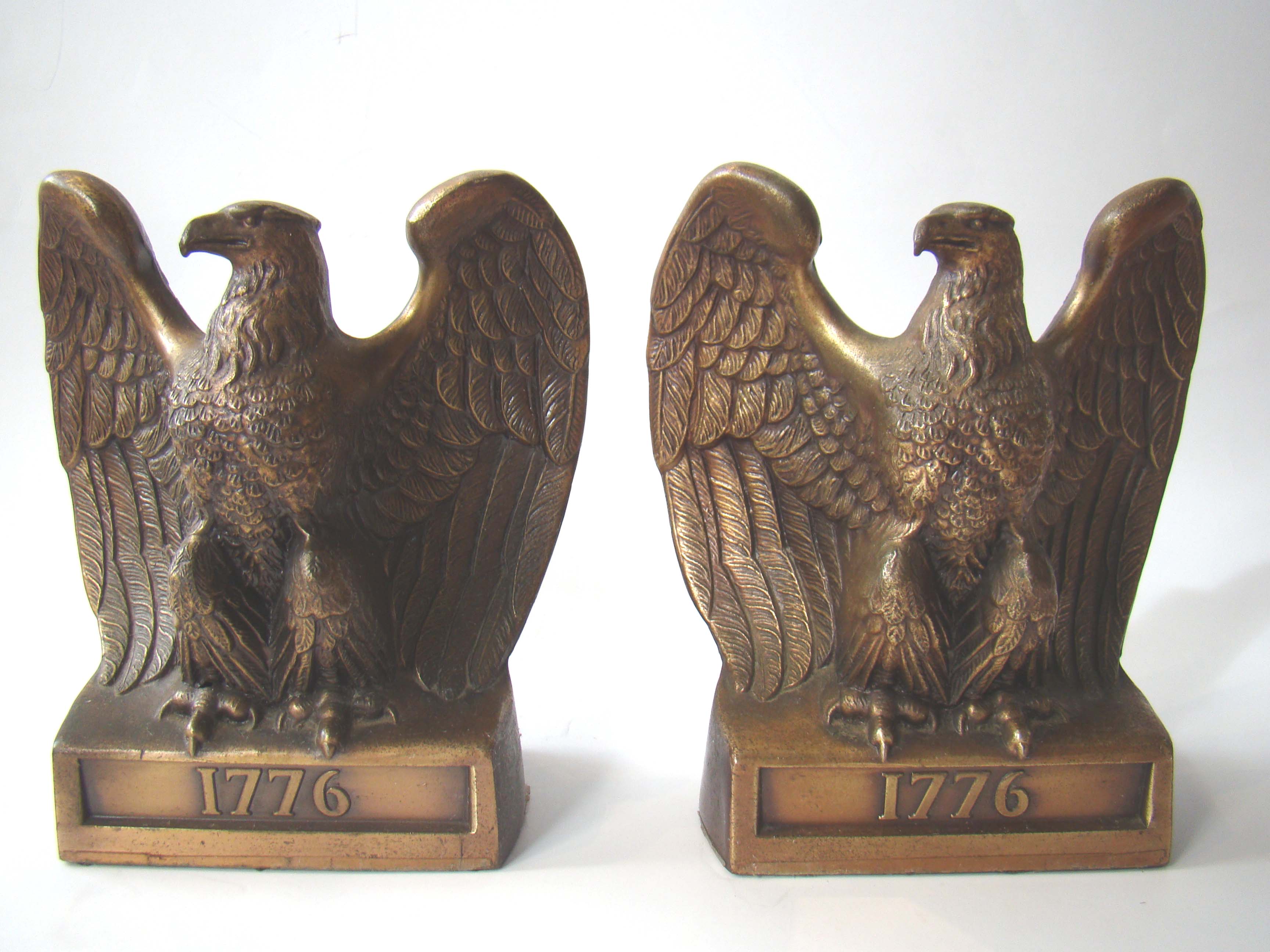 A good pair of vintage "1776" American eagle bookends