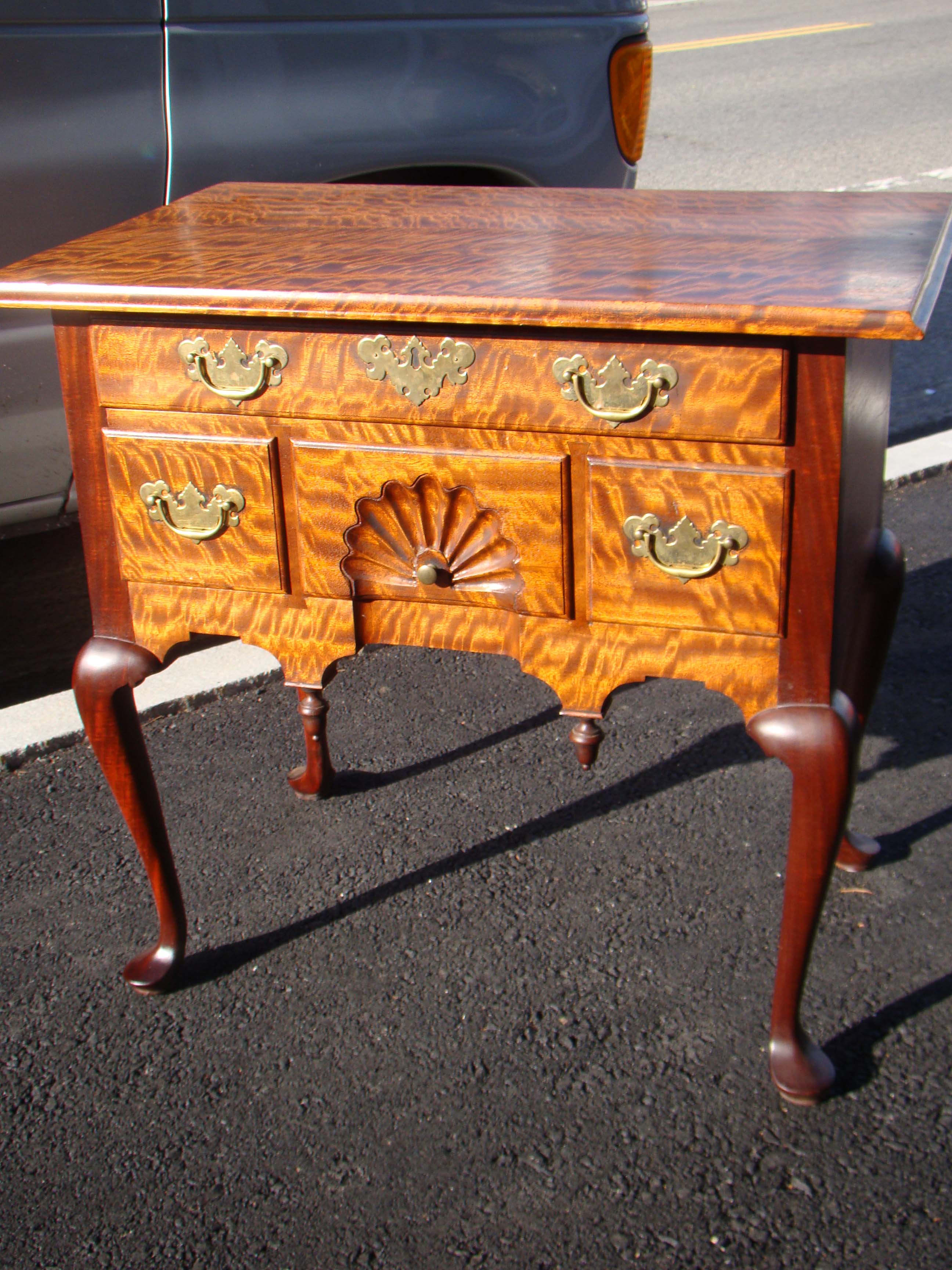 An exceptionally beautiful contemporary Queen Anne style lowboy — image 5