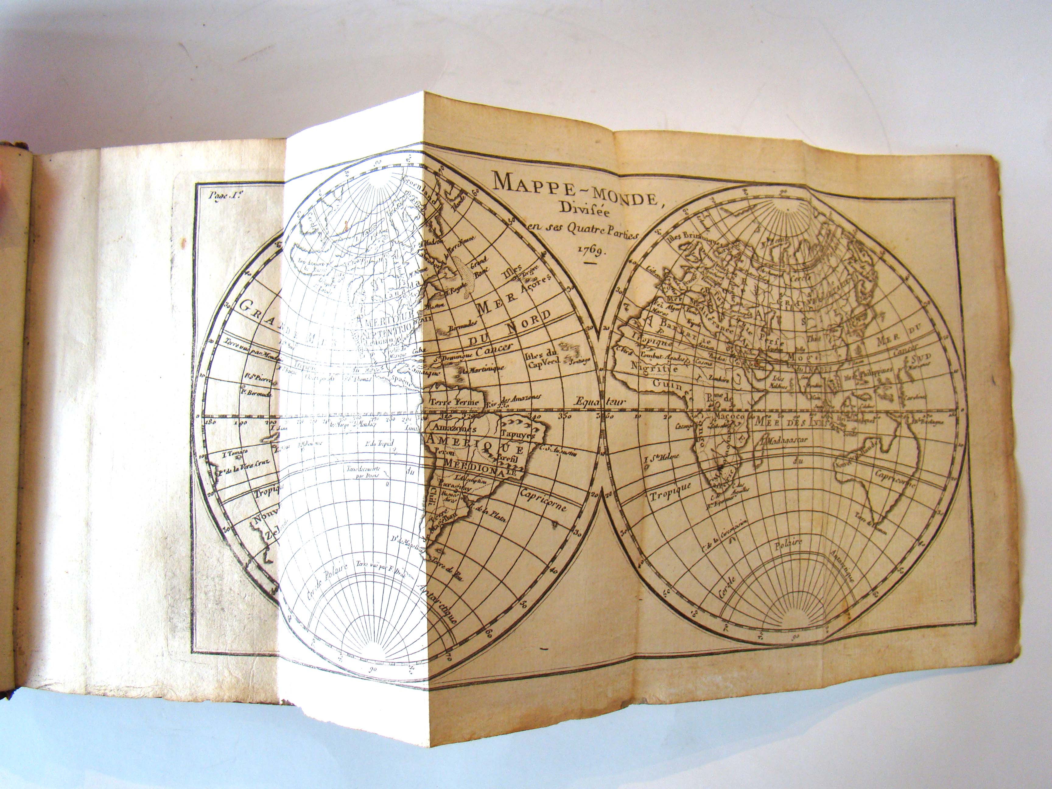 Eraste, ou l 'ami de la Jeunesse by M. Fillassier printed in Paris in 1776 — image 4