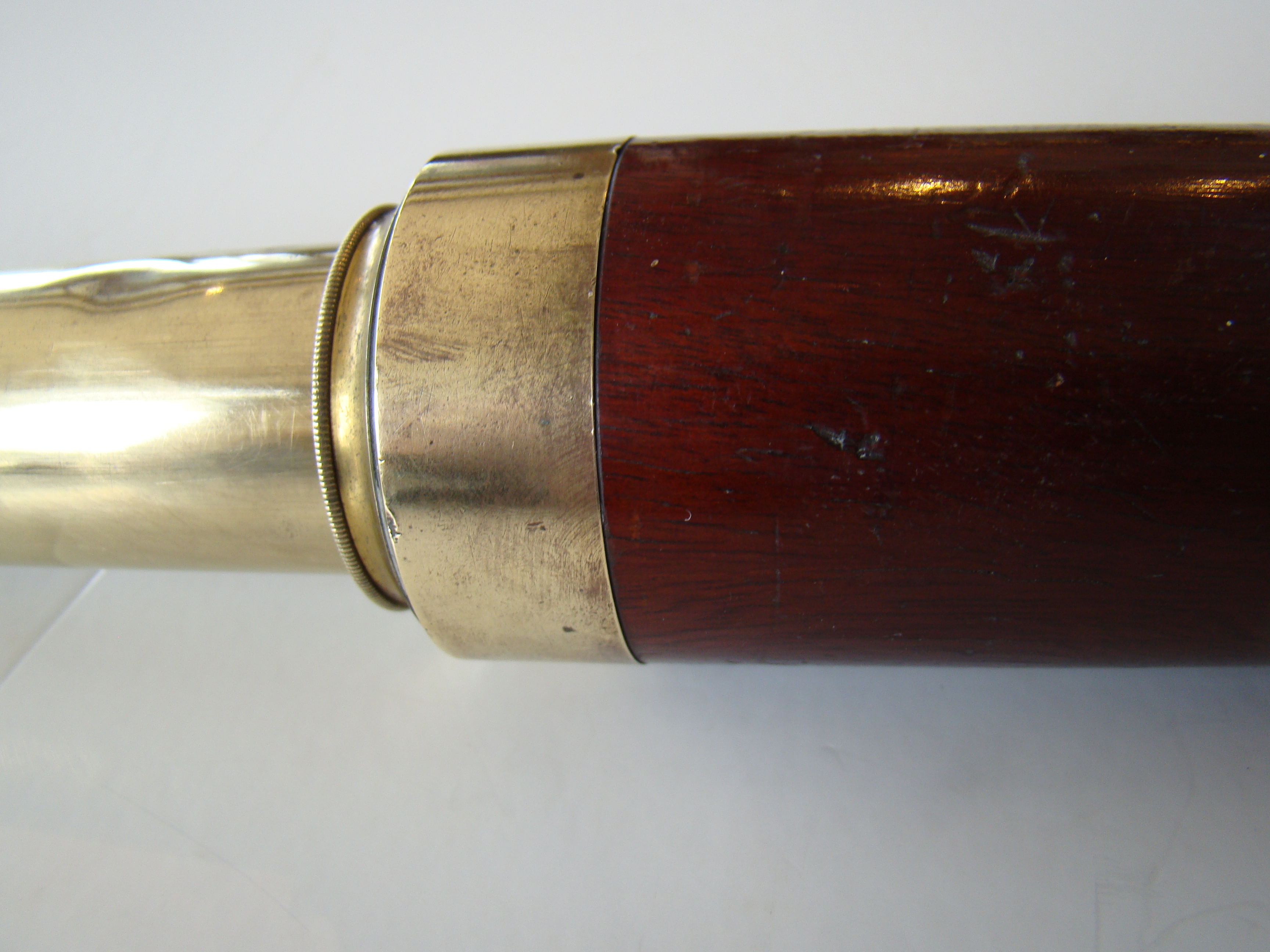 A fine antique Captain's three-draw spyglass with mahogany barrel circa 1840 — image 2