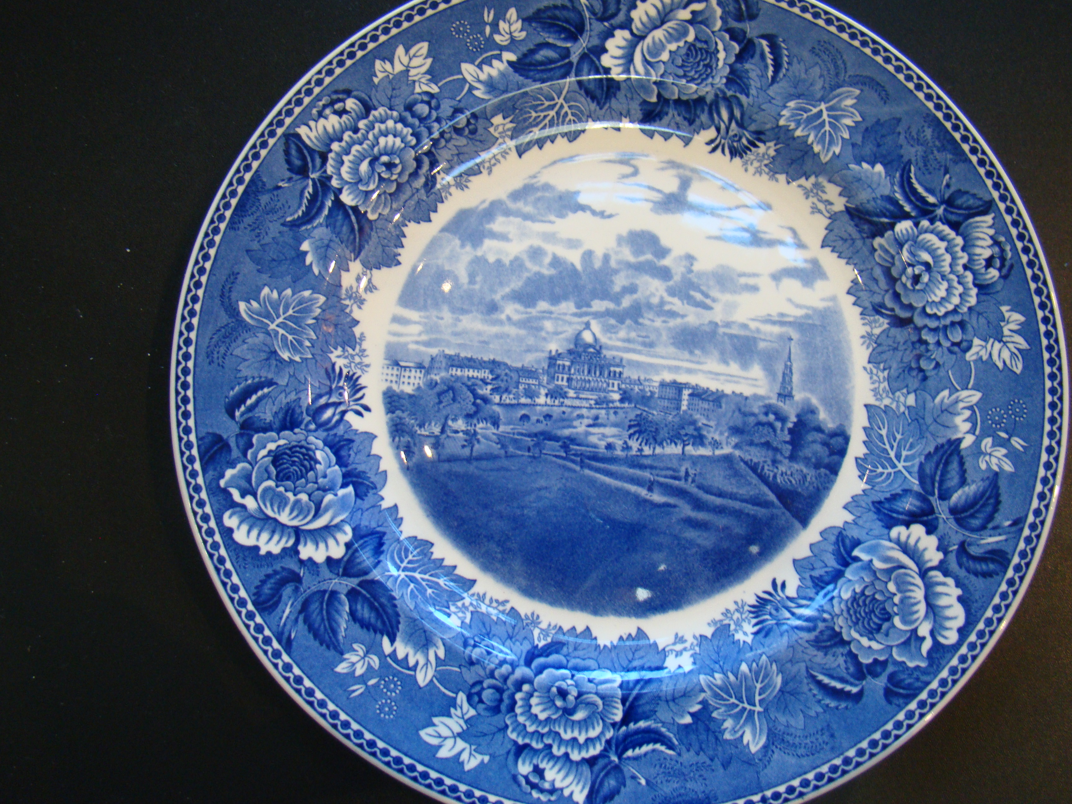 Six "Boston History" Commemorative plates made by Wedgwood and commissioned by Shreve, Crump & Low of Boston circa 1932 — image 5