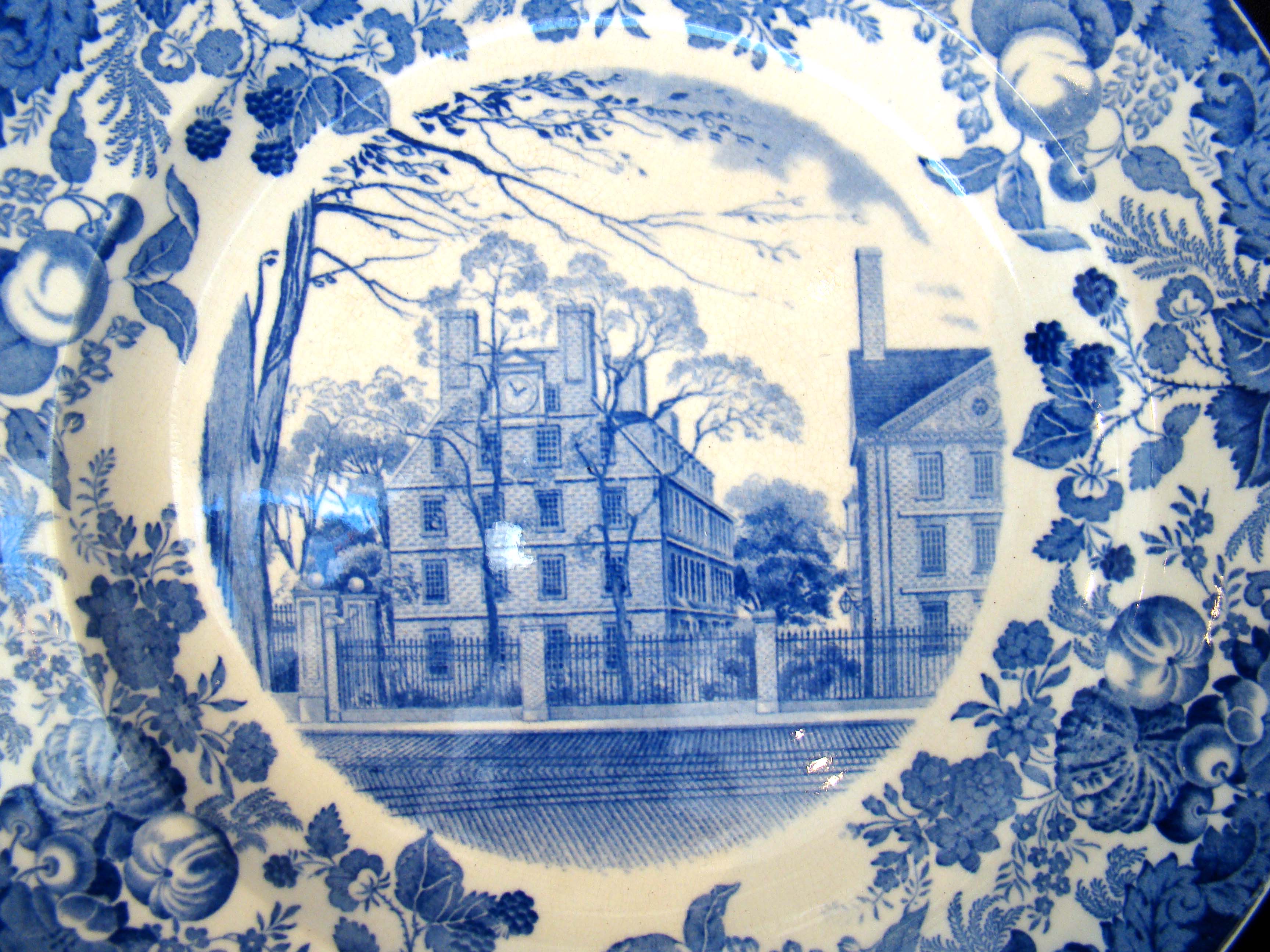 A group of six vintage "HARVARD COLLEGE" commemorative plates made by Wedgwood in 1927 — image 3