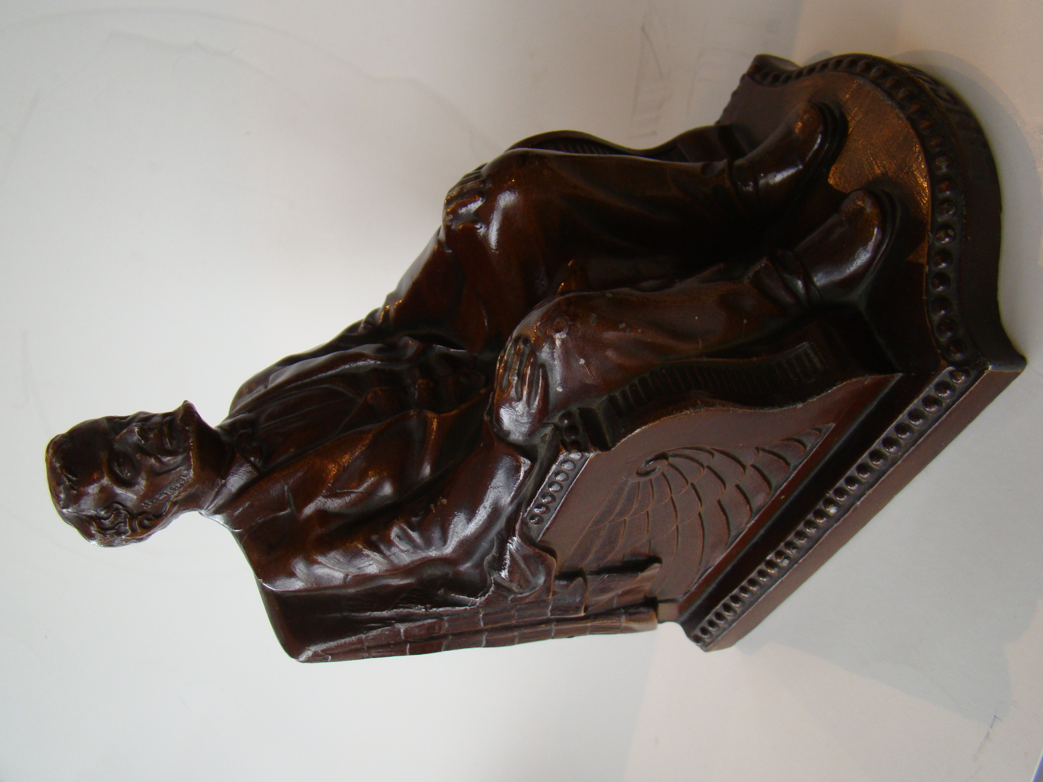 A pair of "Lincoln in the chair" bookends made by Nuart in 1924 — image 4