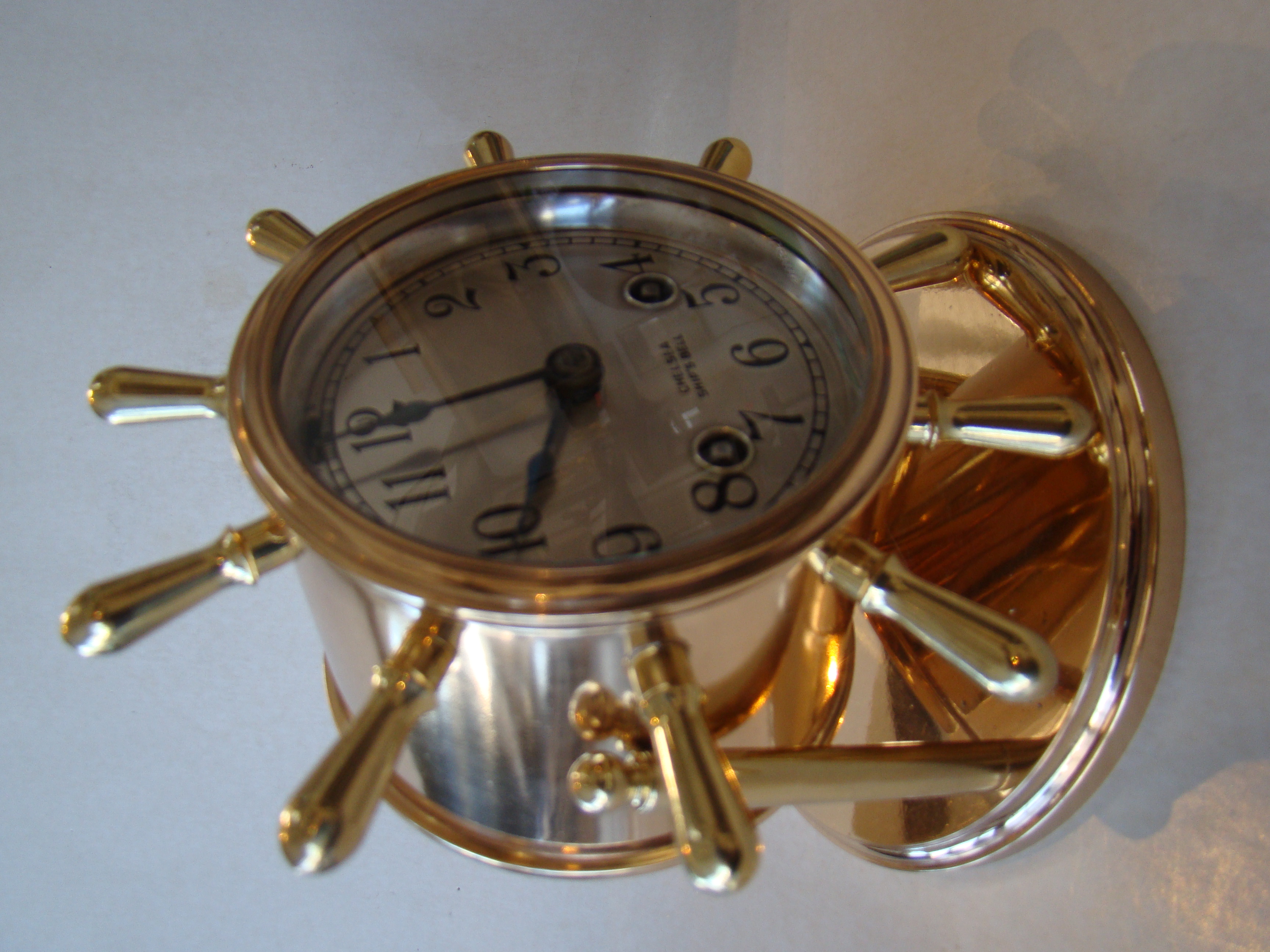 A RARE and stunning Chelsea Ship's Bell "VANDERBILT" model 8 day desk clock made in January 1939 — image 3