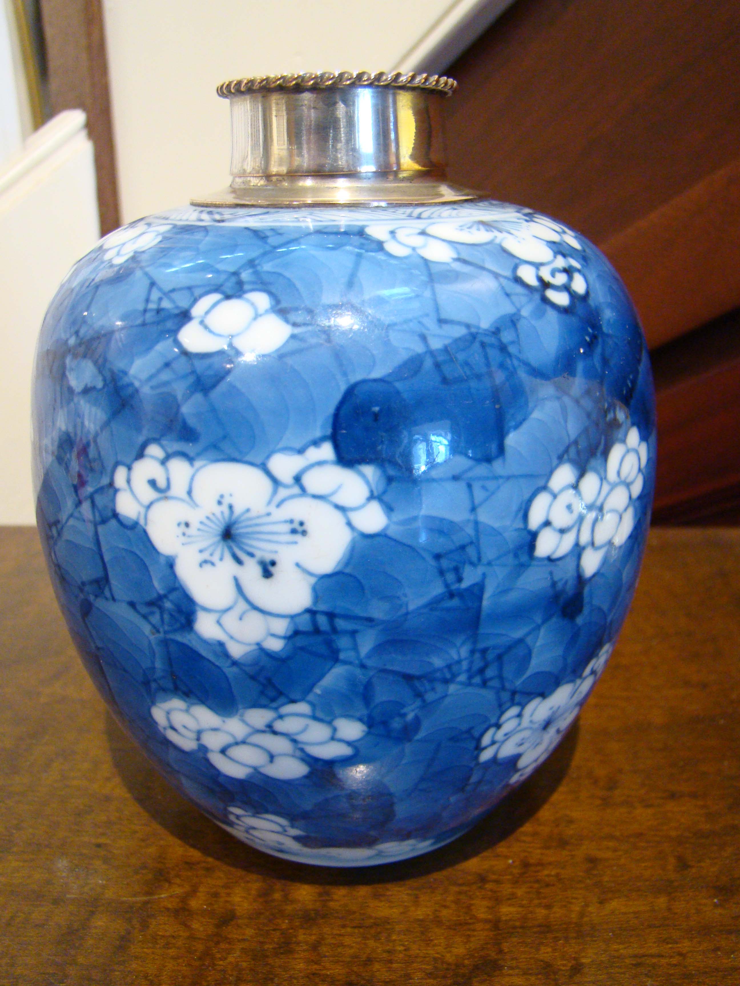 A late 18th century silver mounted Chinese jar in the Kangxi style — image 2