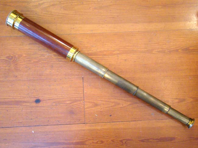 An exceptionally fine four-draw spyglass with mahogany barrel circa 1850 — image 2