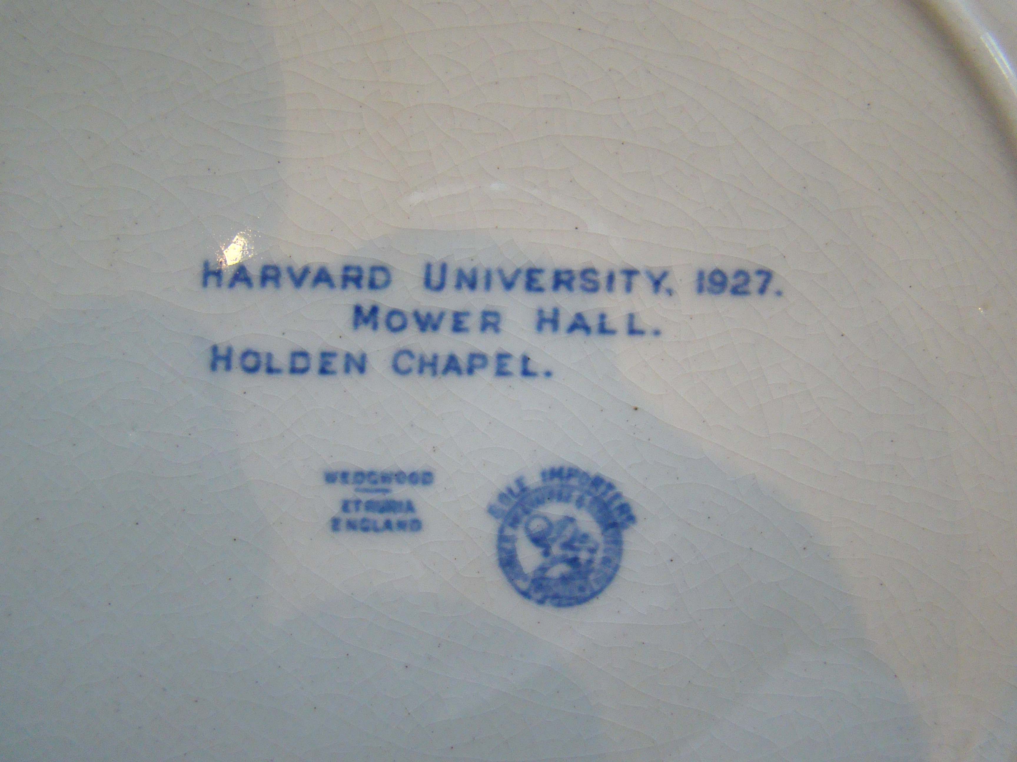 A fine set of four HARVARD UNIVERSITY commemorative plates made by Wedgwood in 1927 — image 2