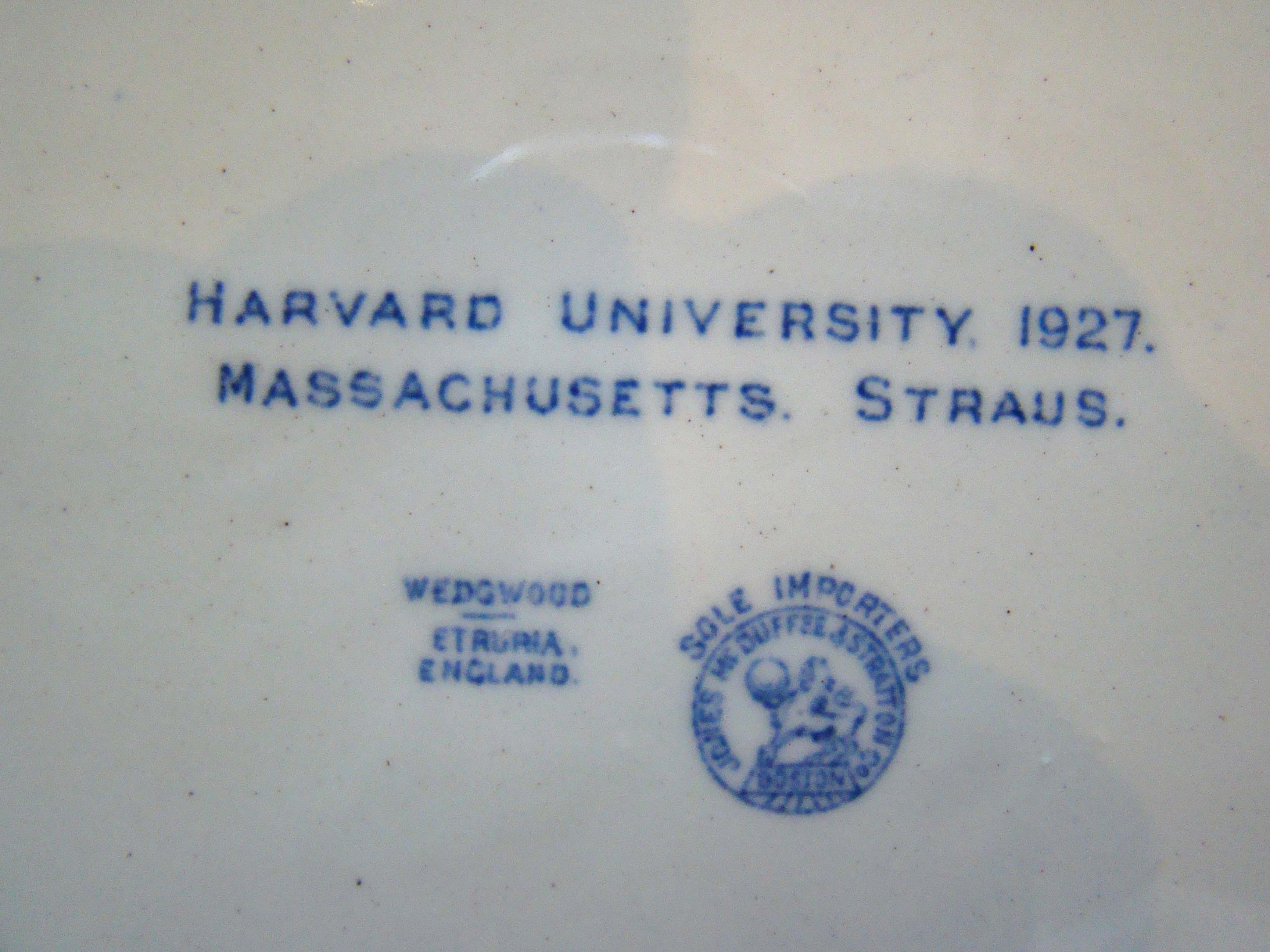 A fine set of four HARVARD UNIVERSITY commemorative plates made by Wedgwood in 1927 — image 5