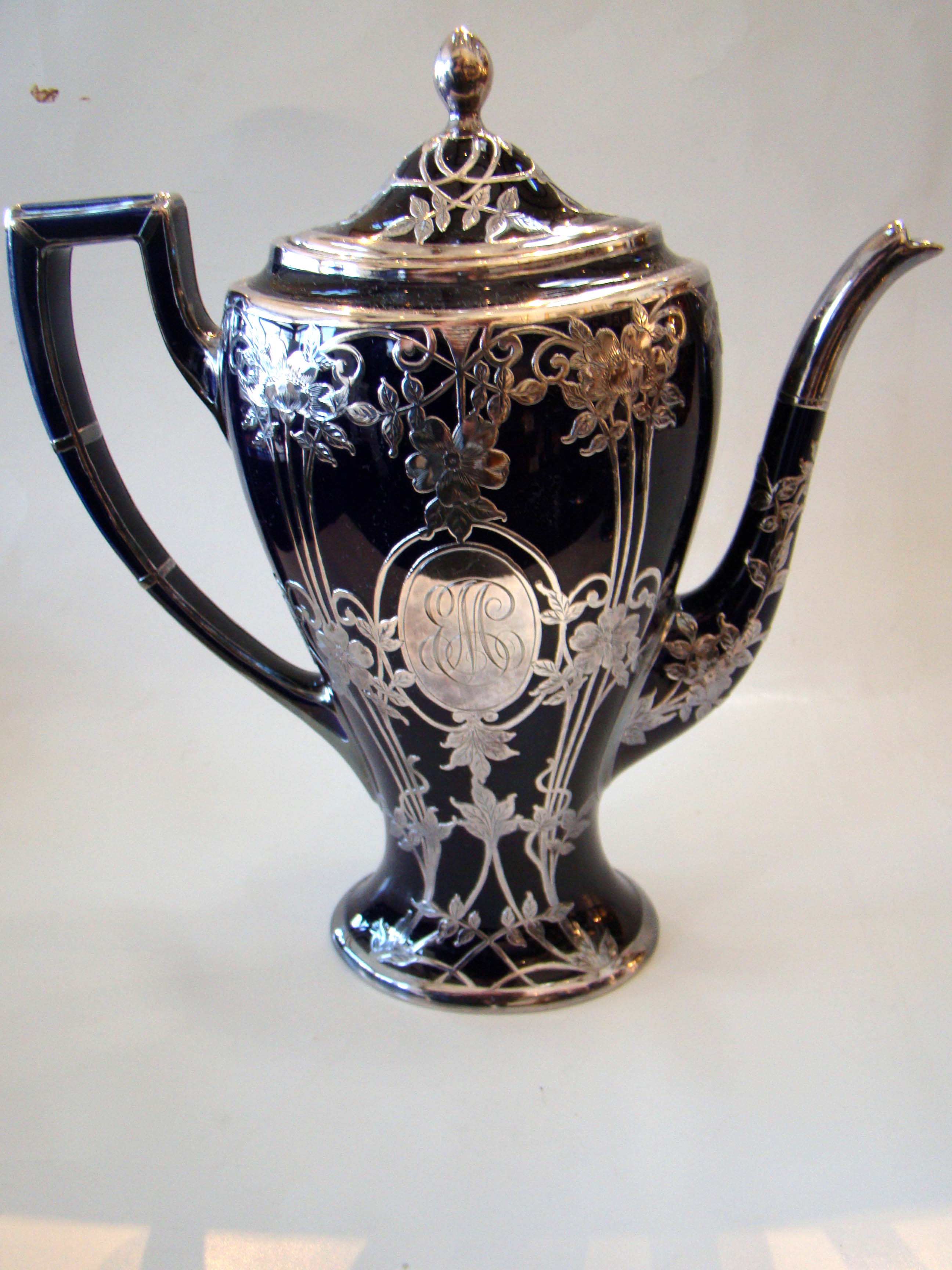 A stunning four-piece tea & coffee service in cobalt blue porcelain with silver overlay made by Lenox circa 1910 — image 3