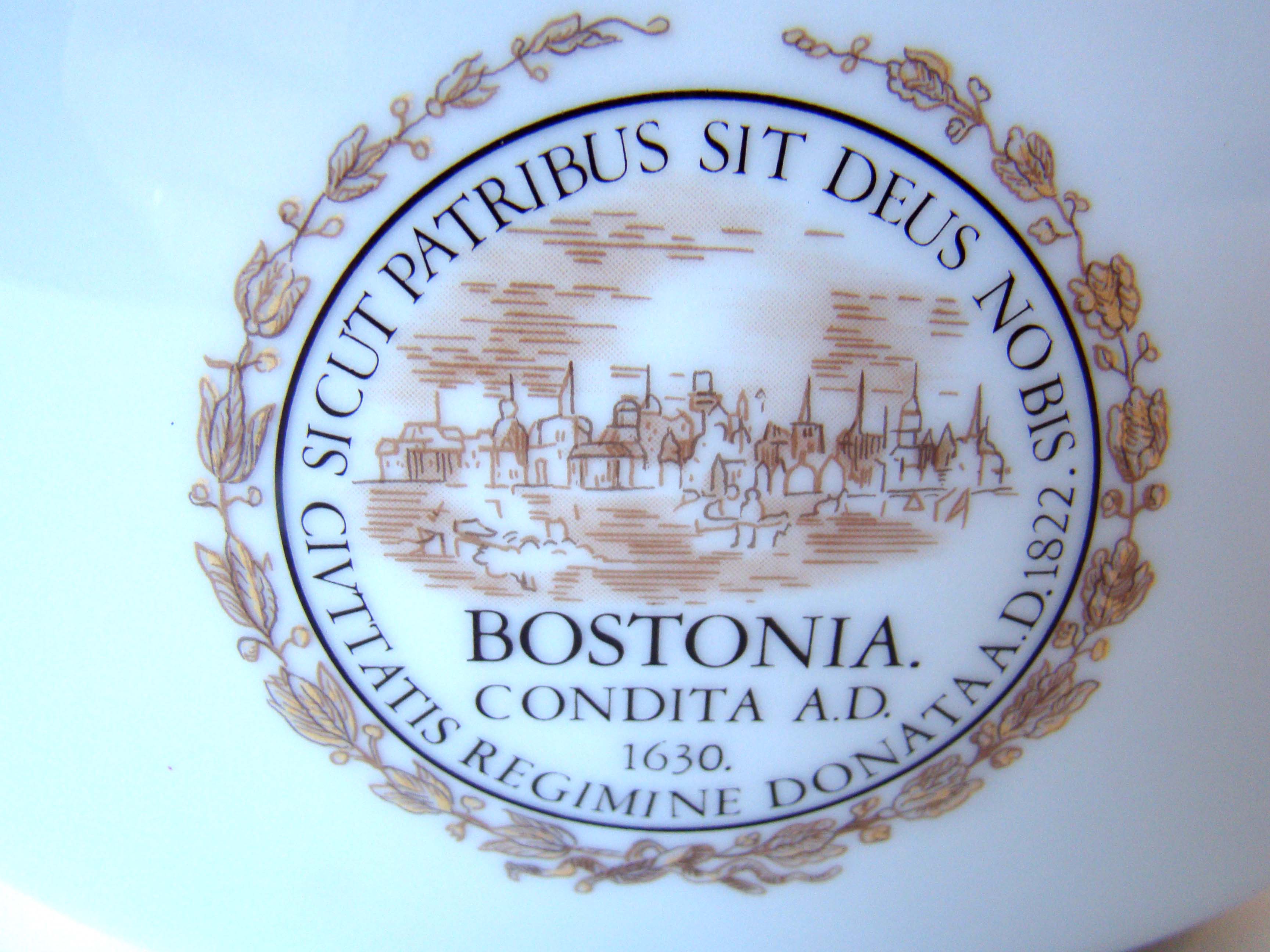 A large and stunning Chinese Export "style"  bowl commemorating BOSTON history — image 5