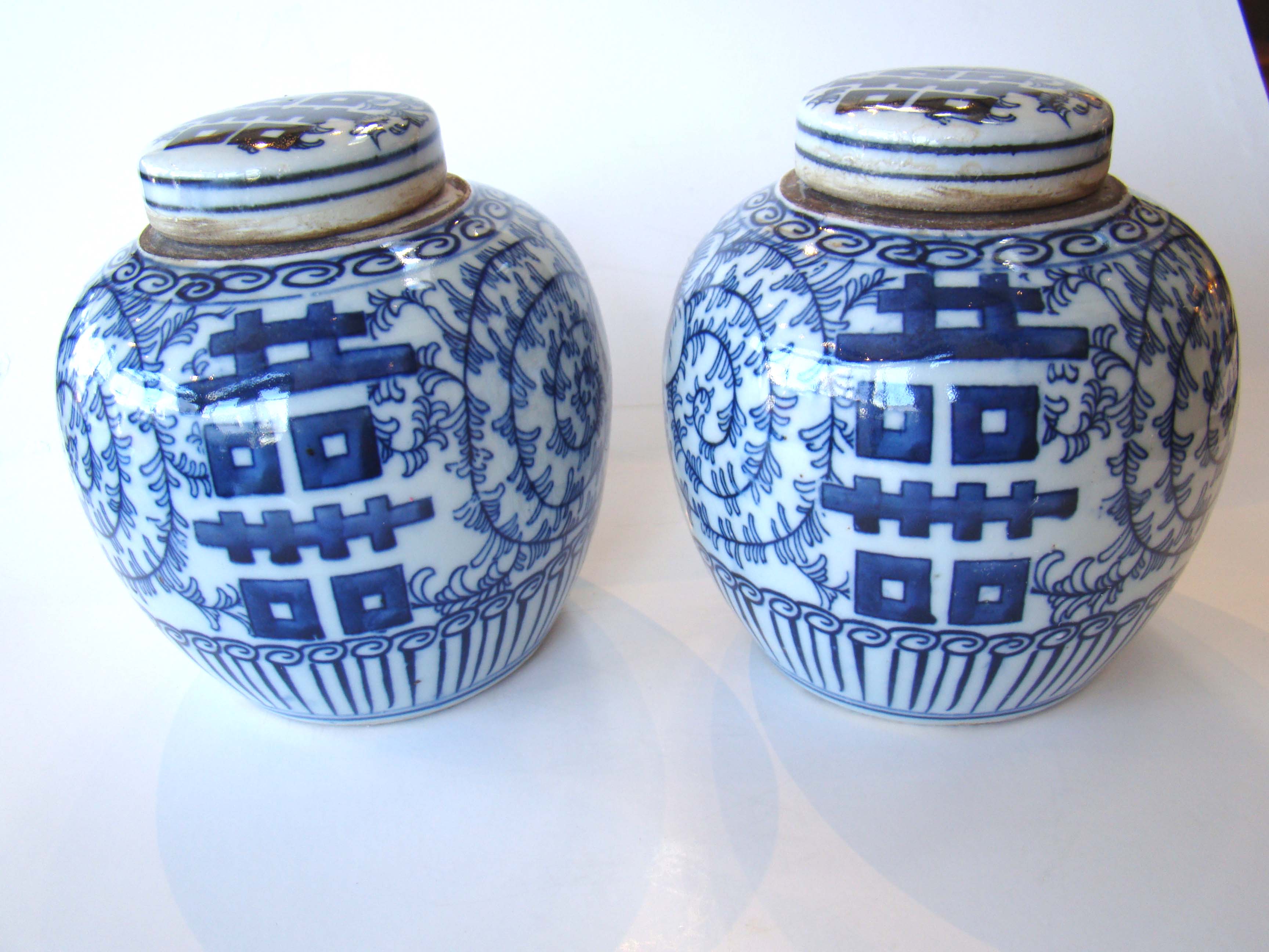 A pair of Chinese 'double happiness" ginger jars