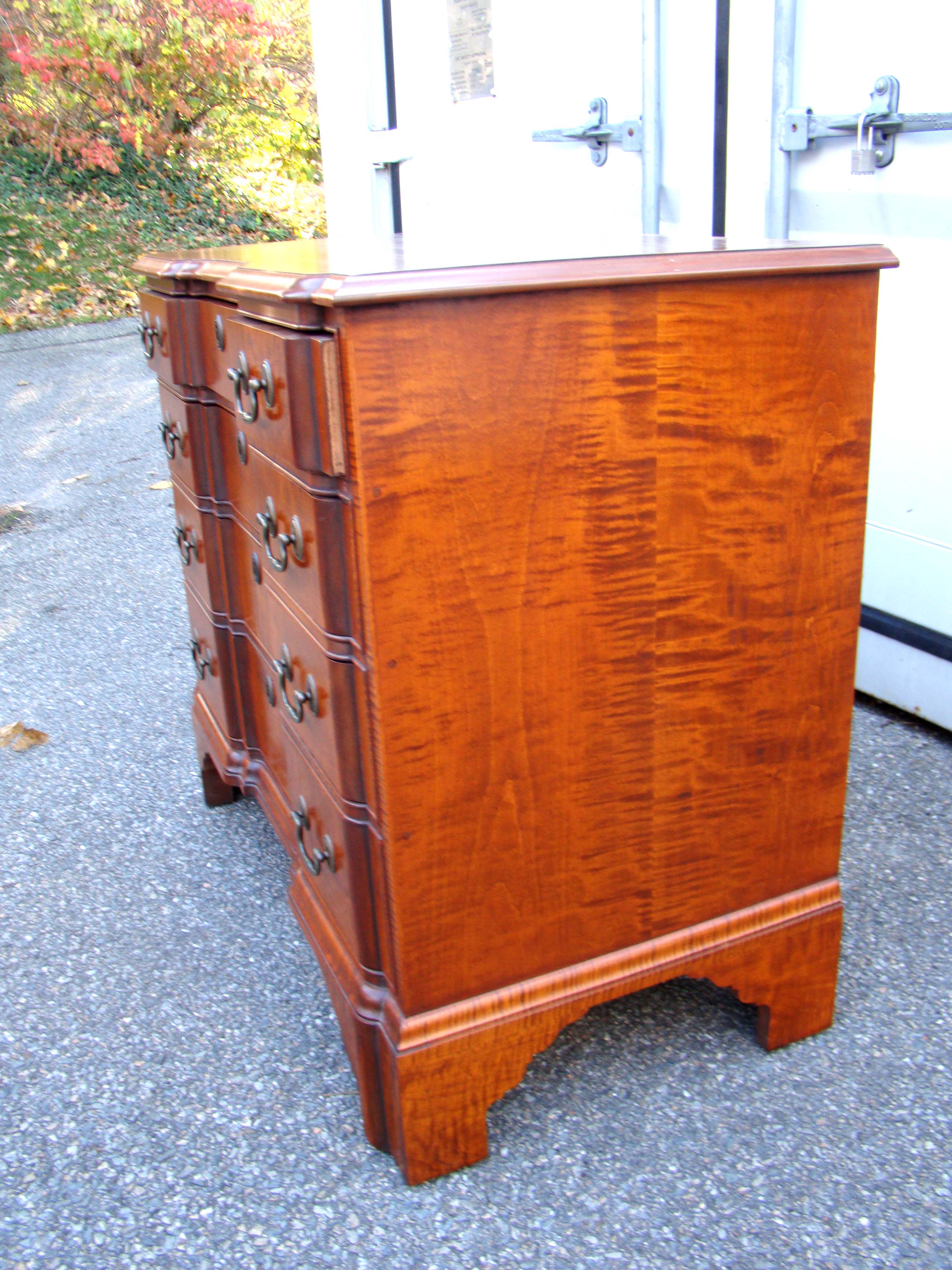 A fine 18th century 'style' tiger maple Block-Front chest made by Eldred Wheeler — image 2