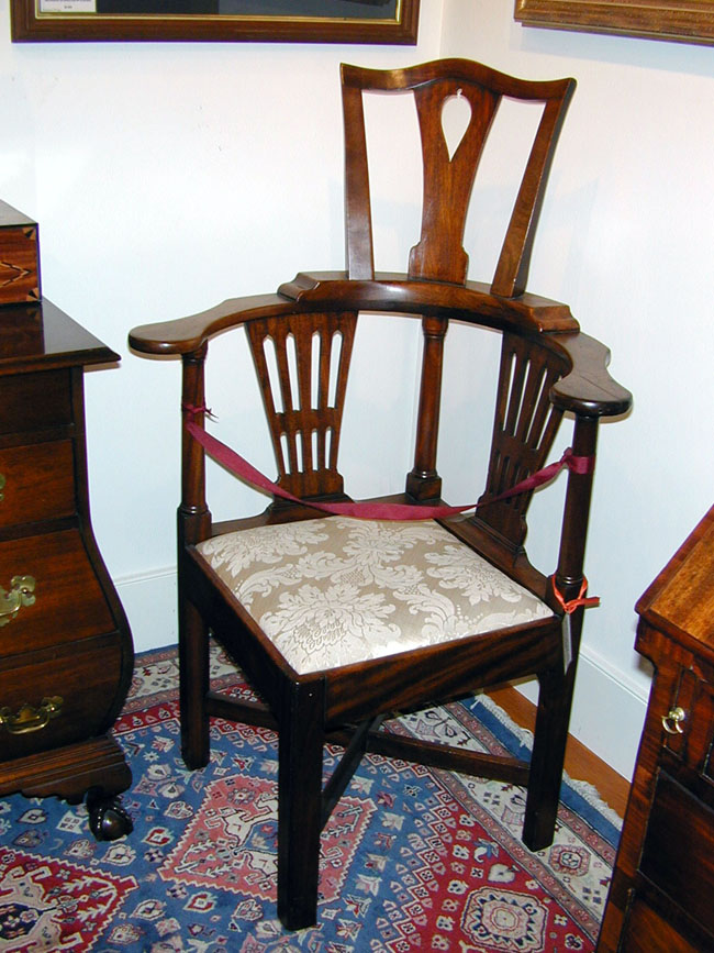 Fine English High Back Walnut Corner Chair Circa 1740 — image 2