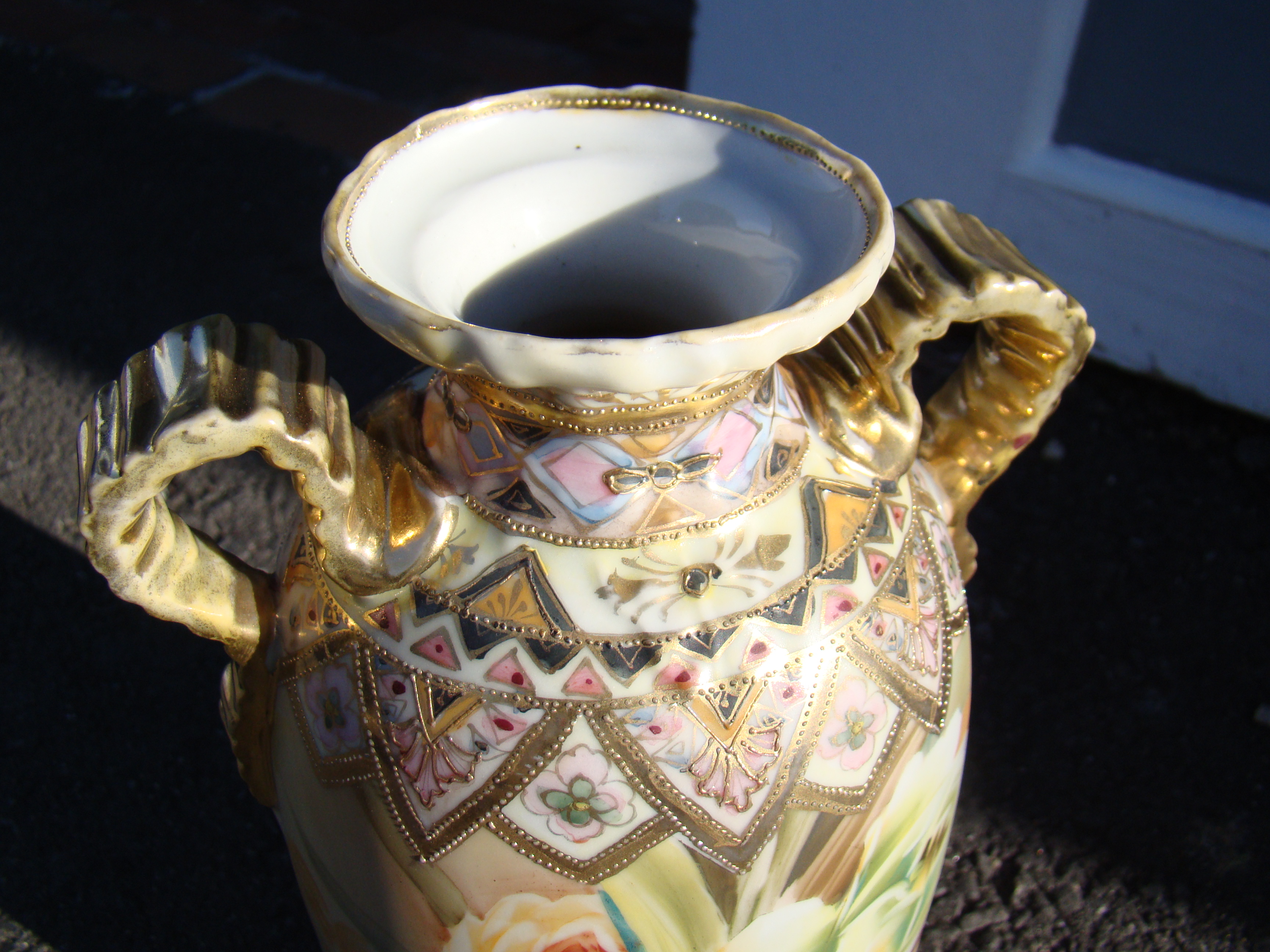 A magnificent hand painted Nippon two-handled vase circa 1910 — image 3