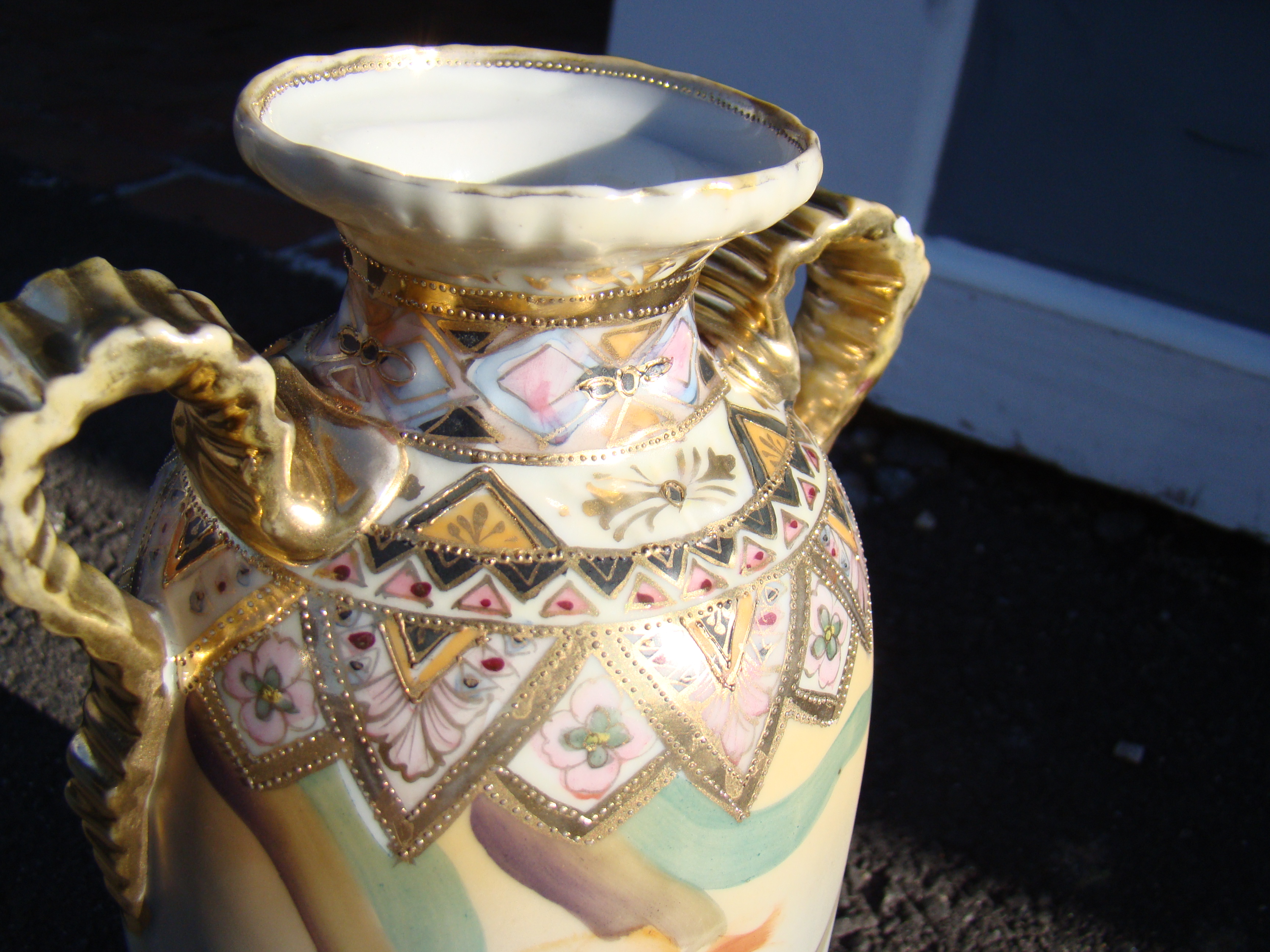 A magnificent hand painted Nippon two-handled vase circa 1910 — image 2