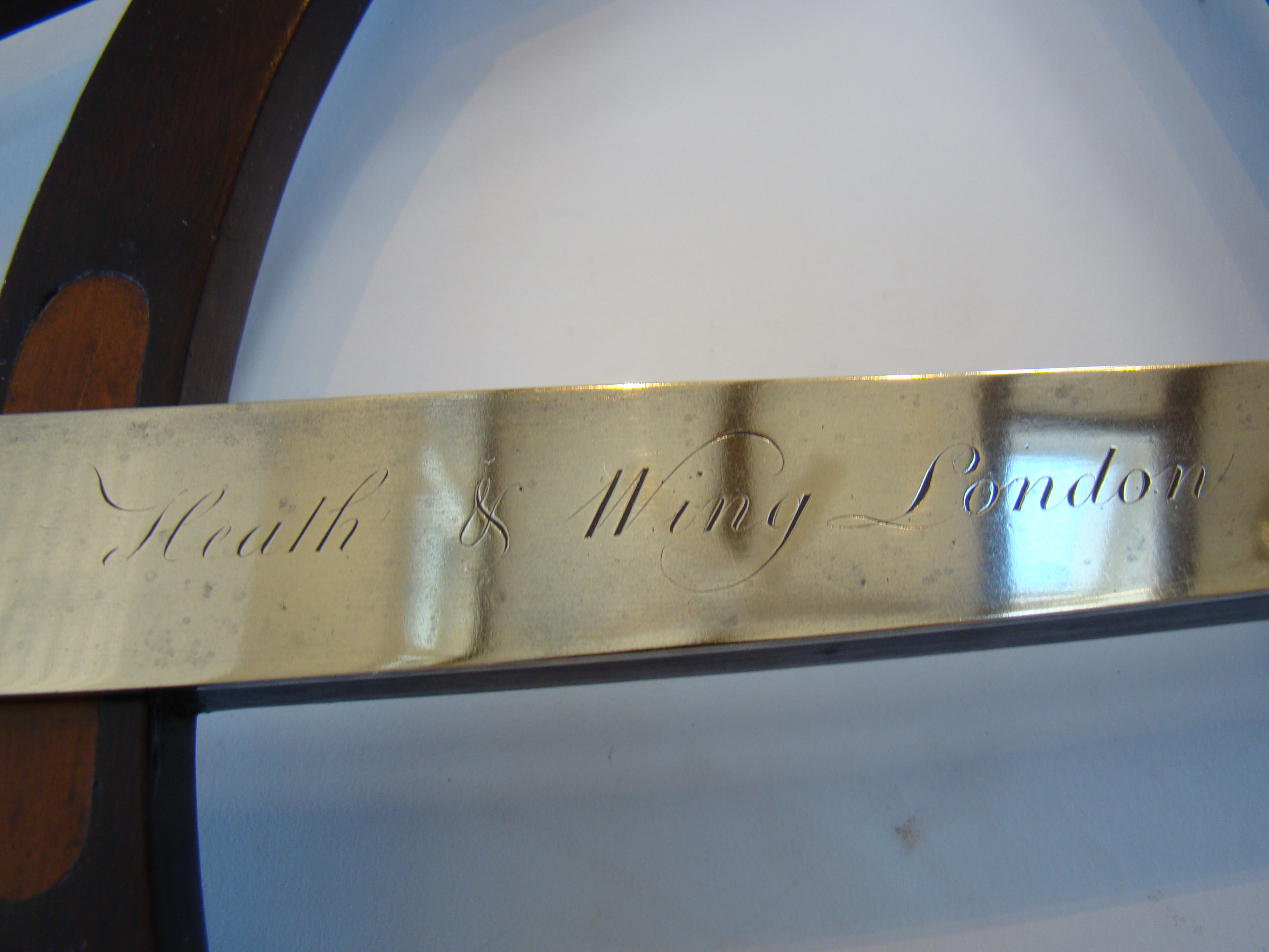 A fine and RARE Mariner's Octant made in London between 1751-1771 by Thomas Heath & Tycho Wing — image 4