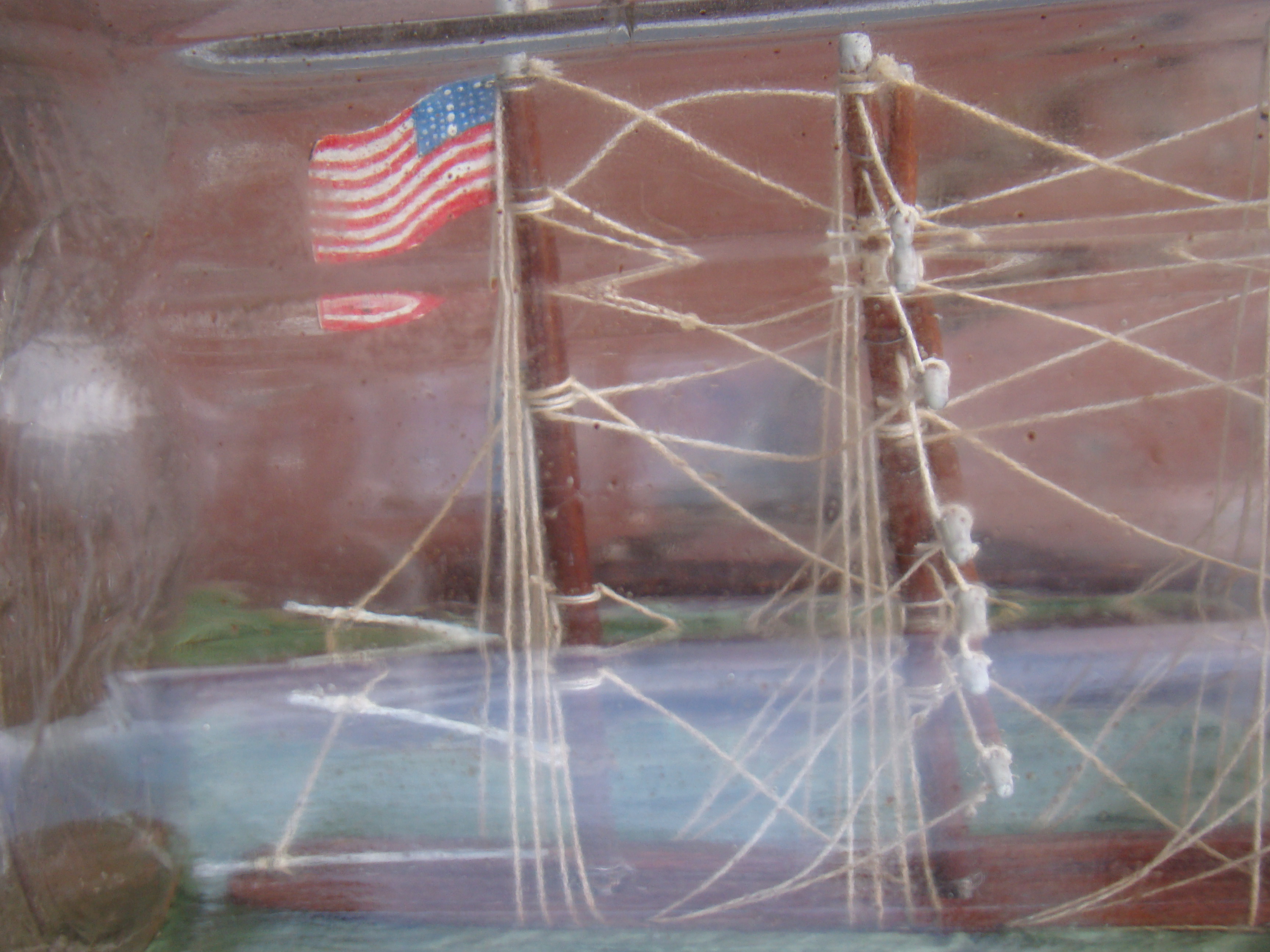 A fine vintage five-masted Ship flying an America flag in a large 14 ribbed  H J Heinz bottle circa 1932 — image 4