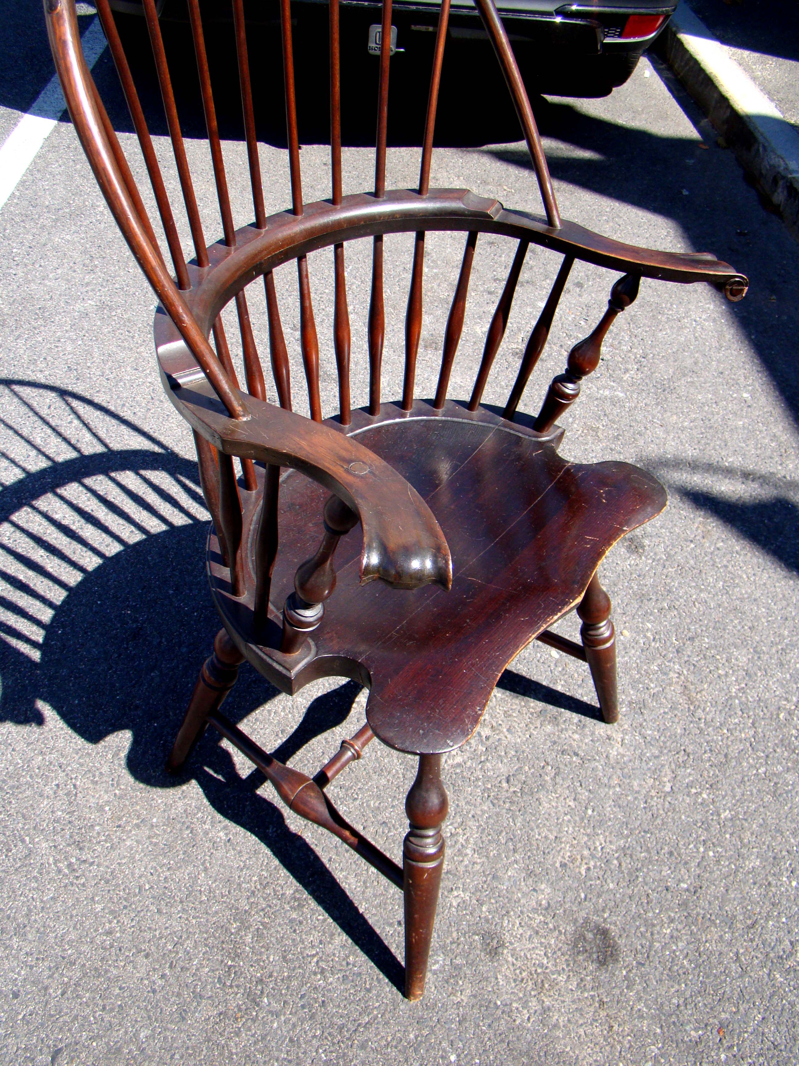 A fine Wallace Nutting Colonial style Winsor Armchair made circa 1925 — image 2