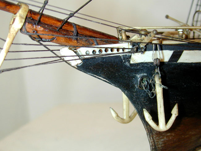 Fine 19th Century Sailor-Made Ship Model With Whalebone Fittings Circa 1860 — image 4