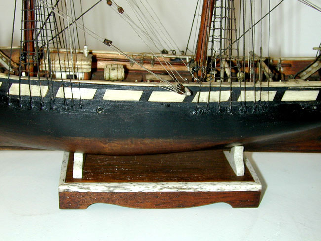 Fine 19th Century Sailor-Made Ship Model With Whalebone Fittings Circa 1860 — image 6