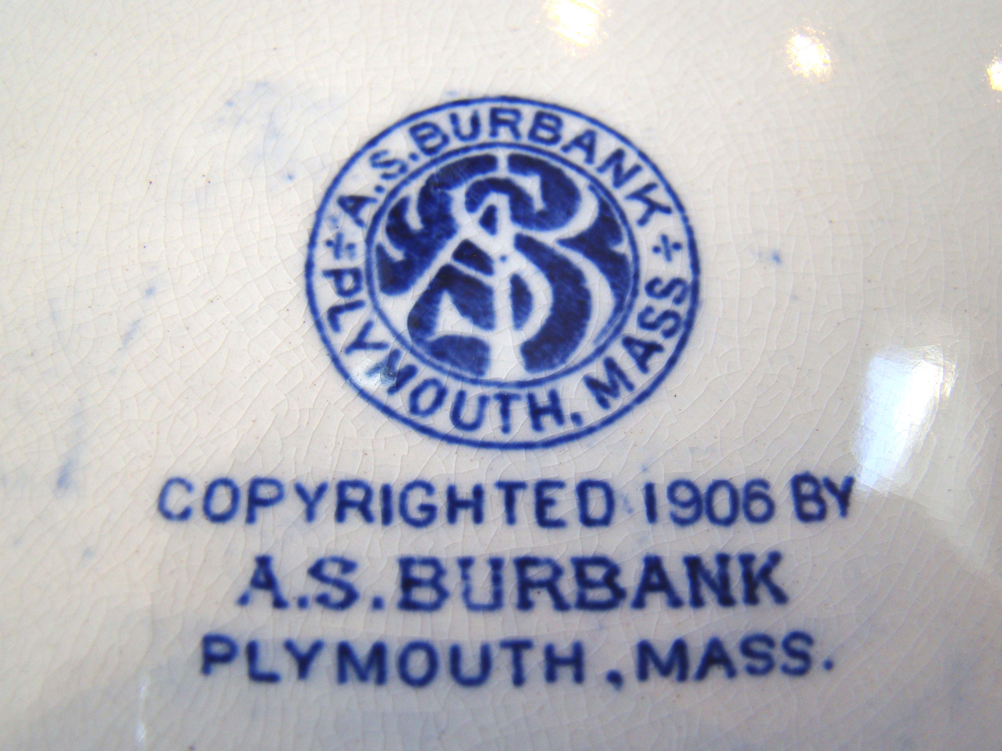 A fine commemorative plate featuring historic scenes of PLYMOUTH, MA., including Plymouth Rock. Made in 1906 — image 2