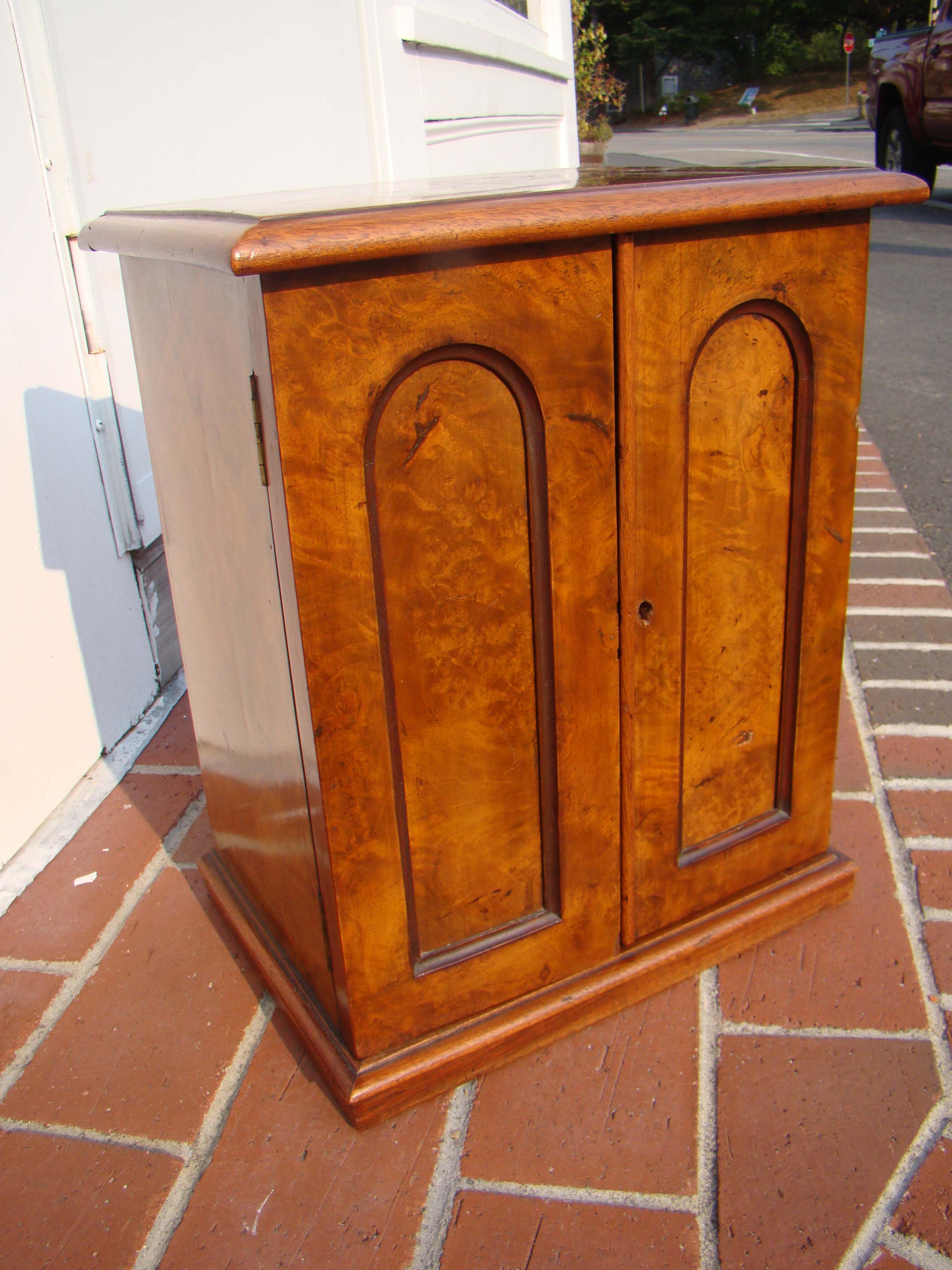 A gorgeous early 19th century burled walnut Campaign cabinet with four drawers circa 1830 — image 2
