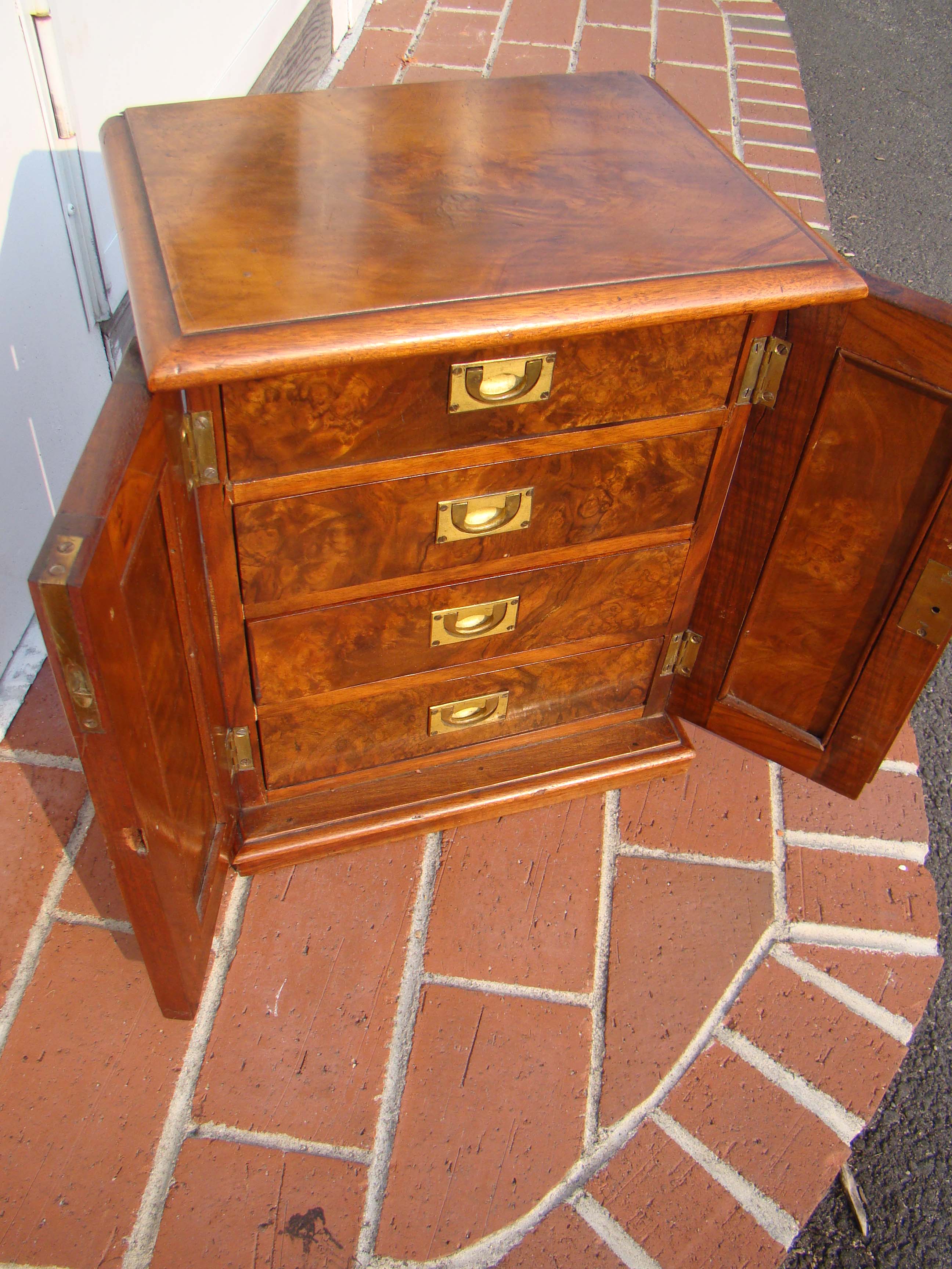 A gorgeous early 19th century burled walnut Campaign cabinet with four drawers circa 1830 — image 3