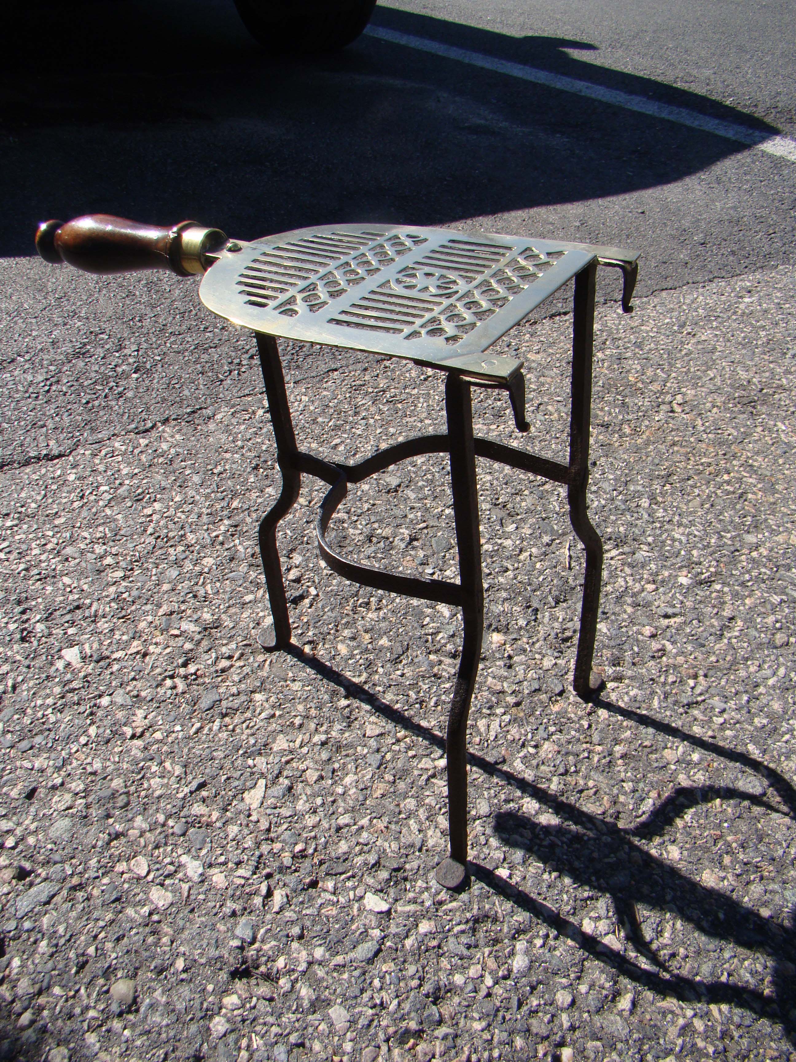A fine antique English brass & iron pierced 'penny foot' trivet circa 1800 — image 2