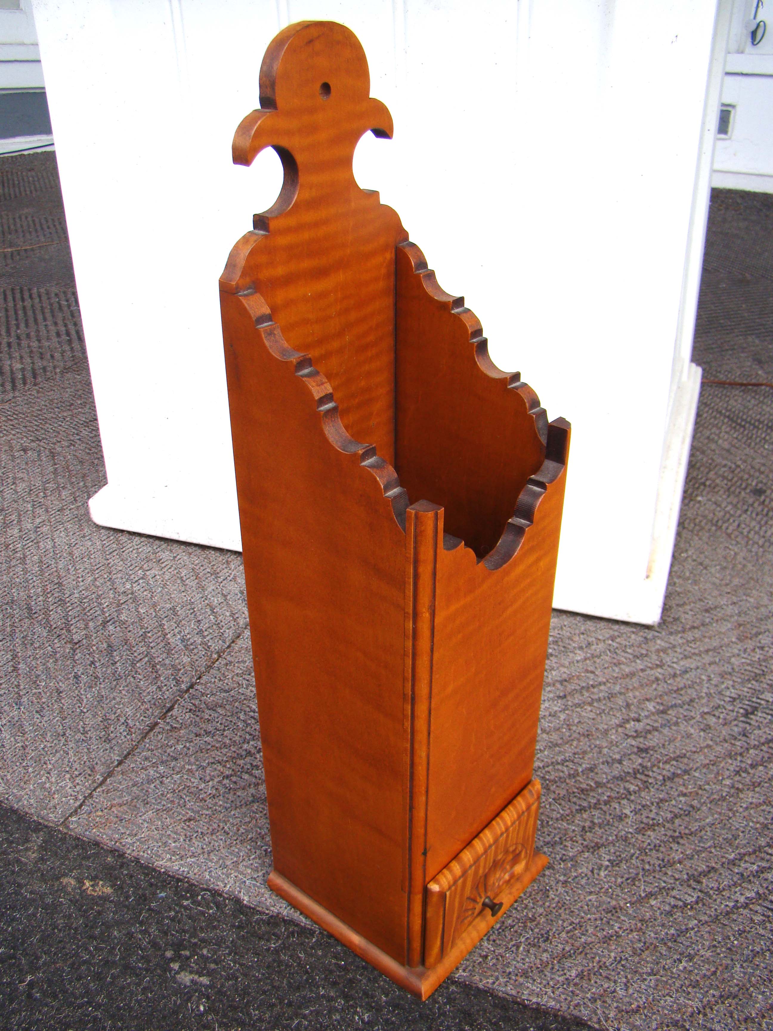 A beautiful 18th century 'style' tiger maple pipe box made by Eldred Wheeler circa 1980