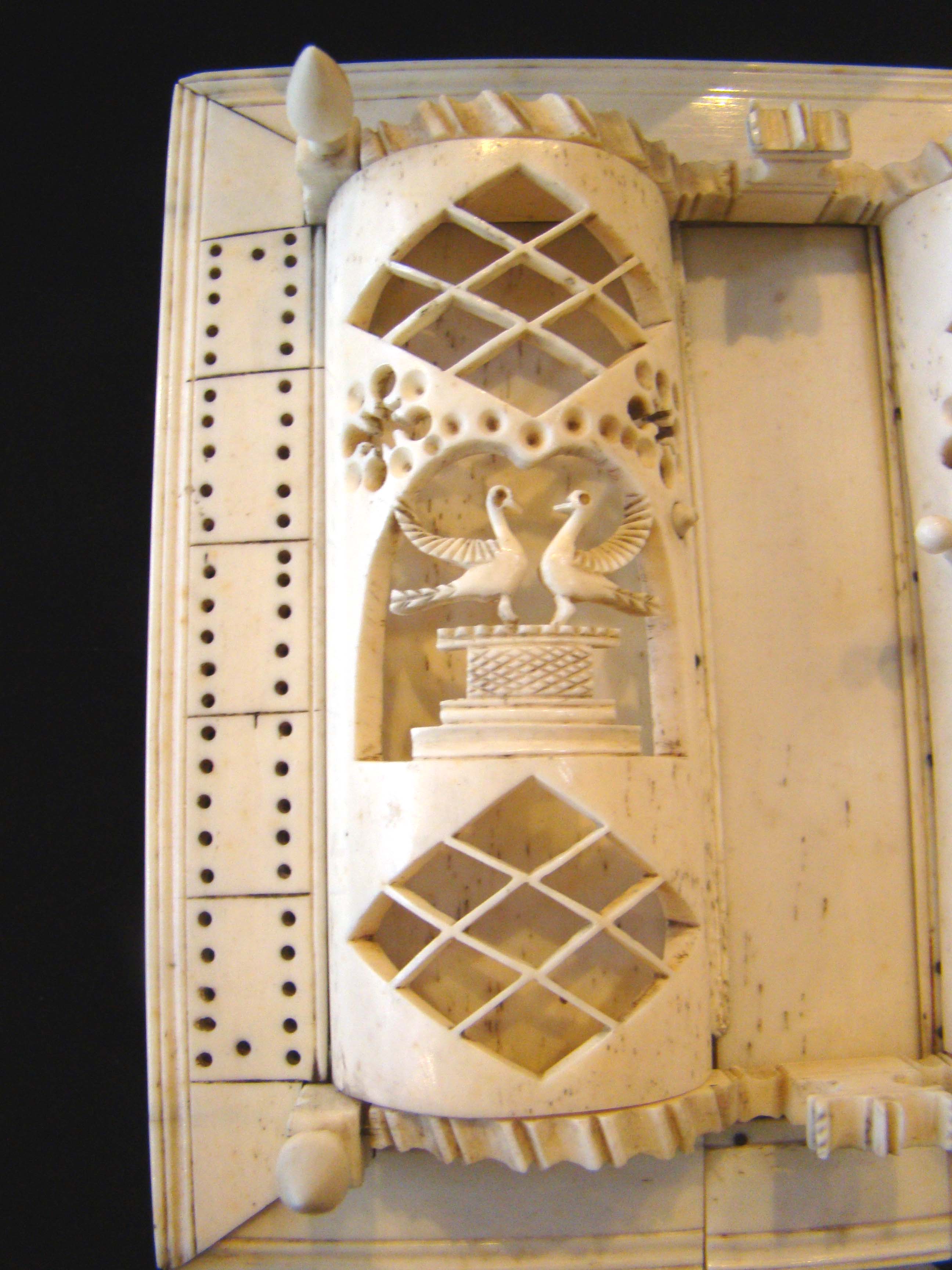 A Napoleonic period bone games box (dominoes & cribbage)  circa 1809 — image 8