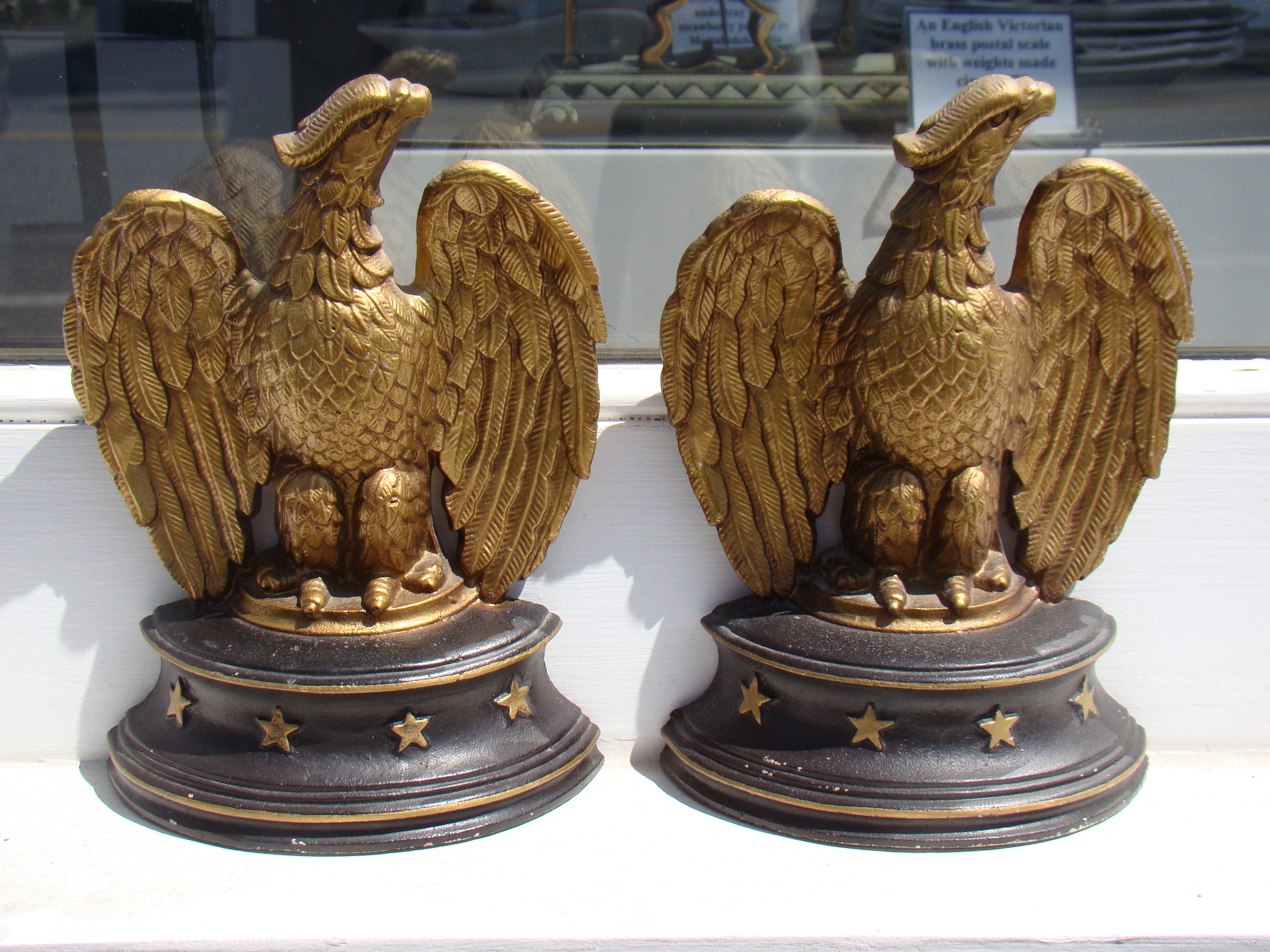 A fine pair of vintage American eagle bookends