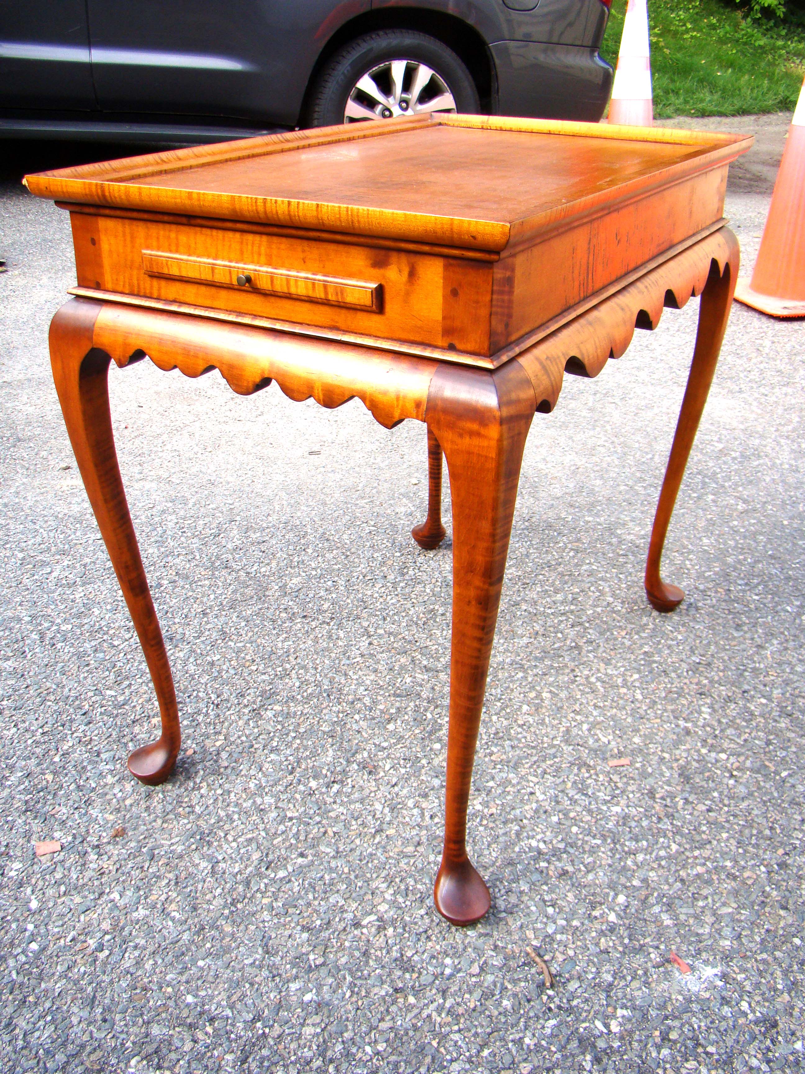 A beautiful Queen Anne "STYLE" tiger maple tea table