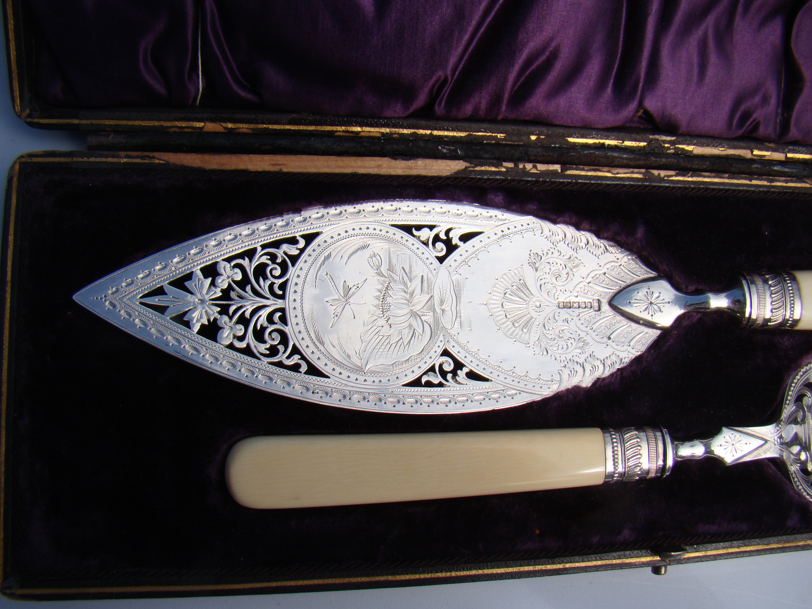 A beautiful antique set of ivory handled fish servers circa 1880 — image 2