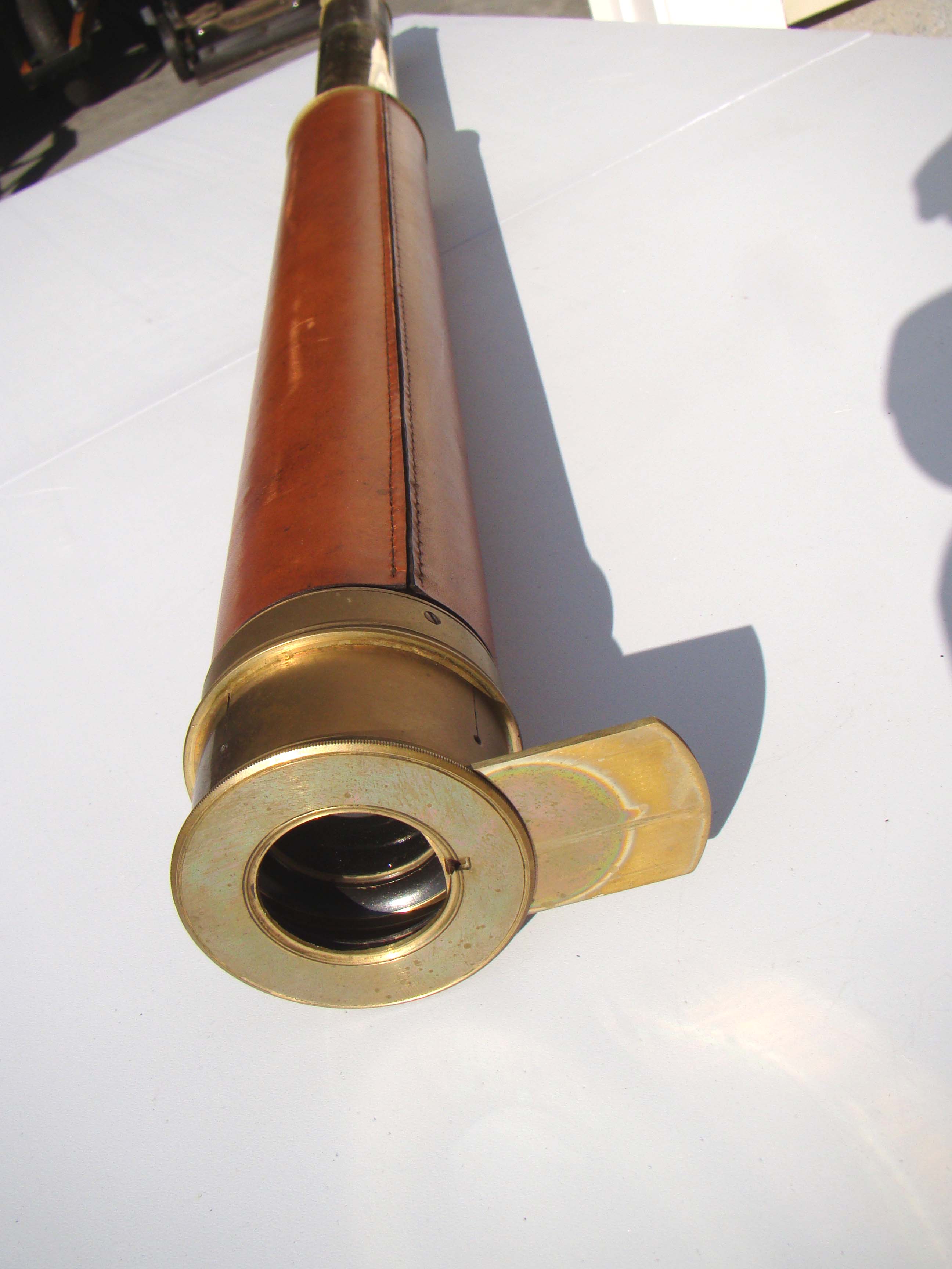 A fine single-draw Captain's telescope made by John Cutts, Optician to Her Majesty Queen Victoria, circa 1850 — image 4